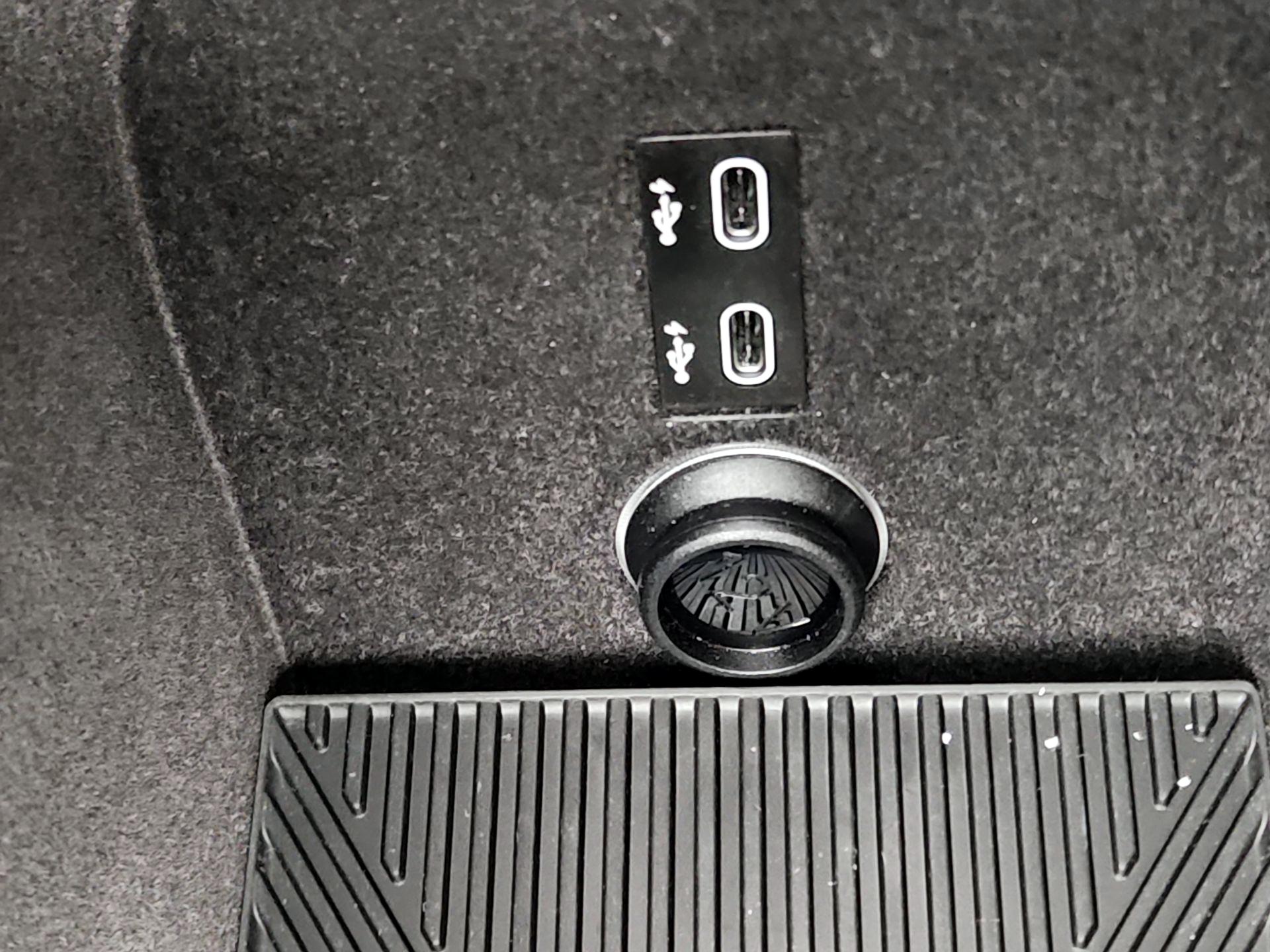 Thumbnail: 2023 BMW 7 Series - 19