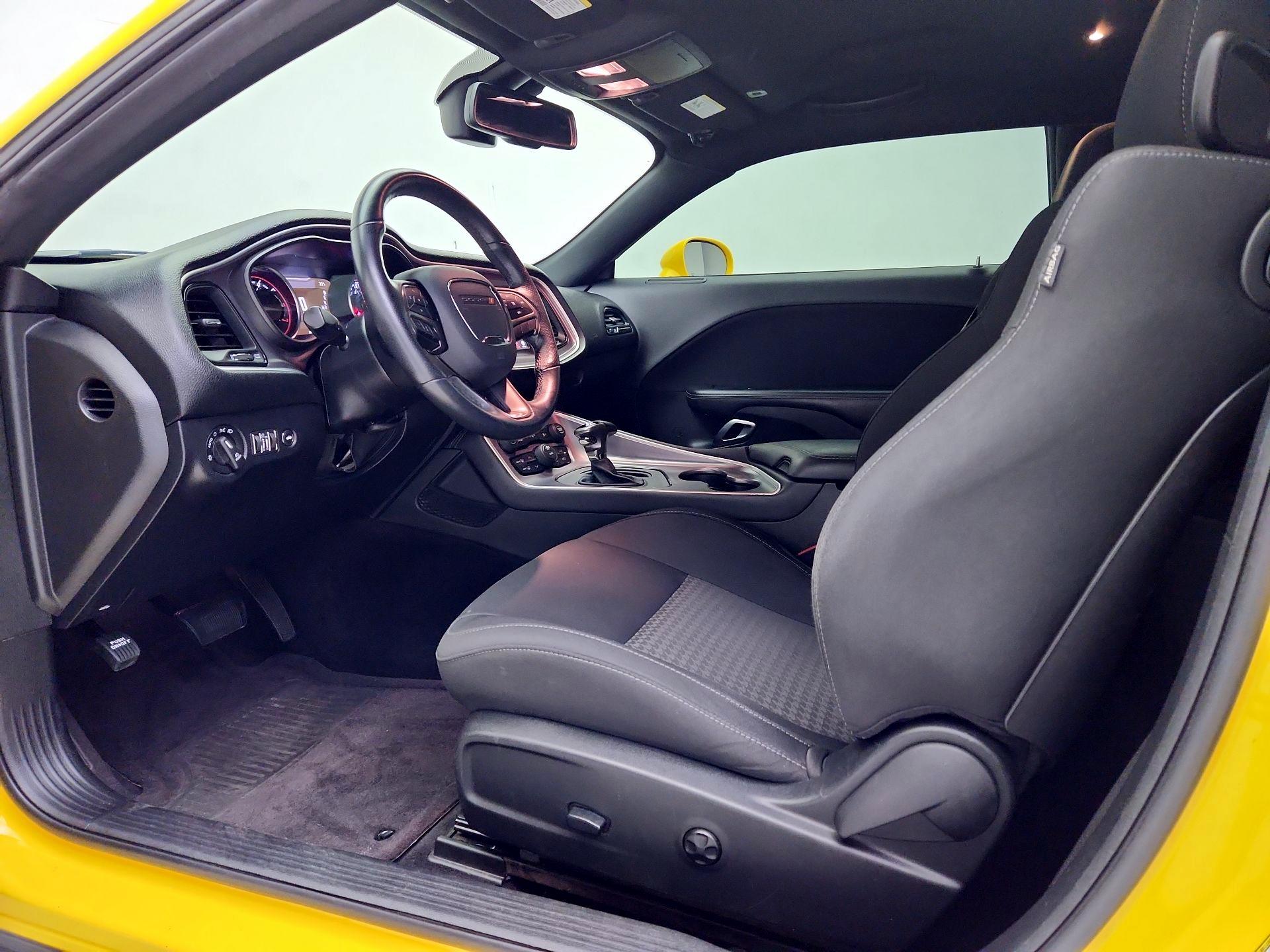 Thumbnail: 2019 Dodge Challenger - 11