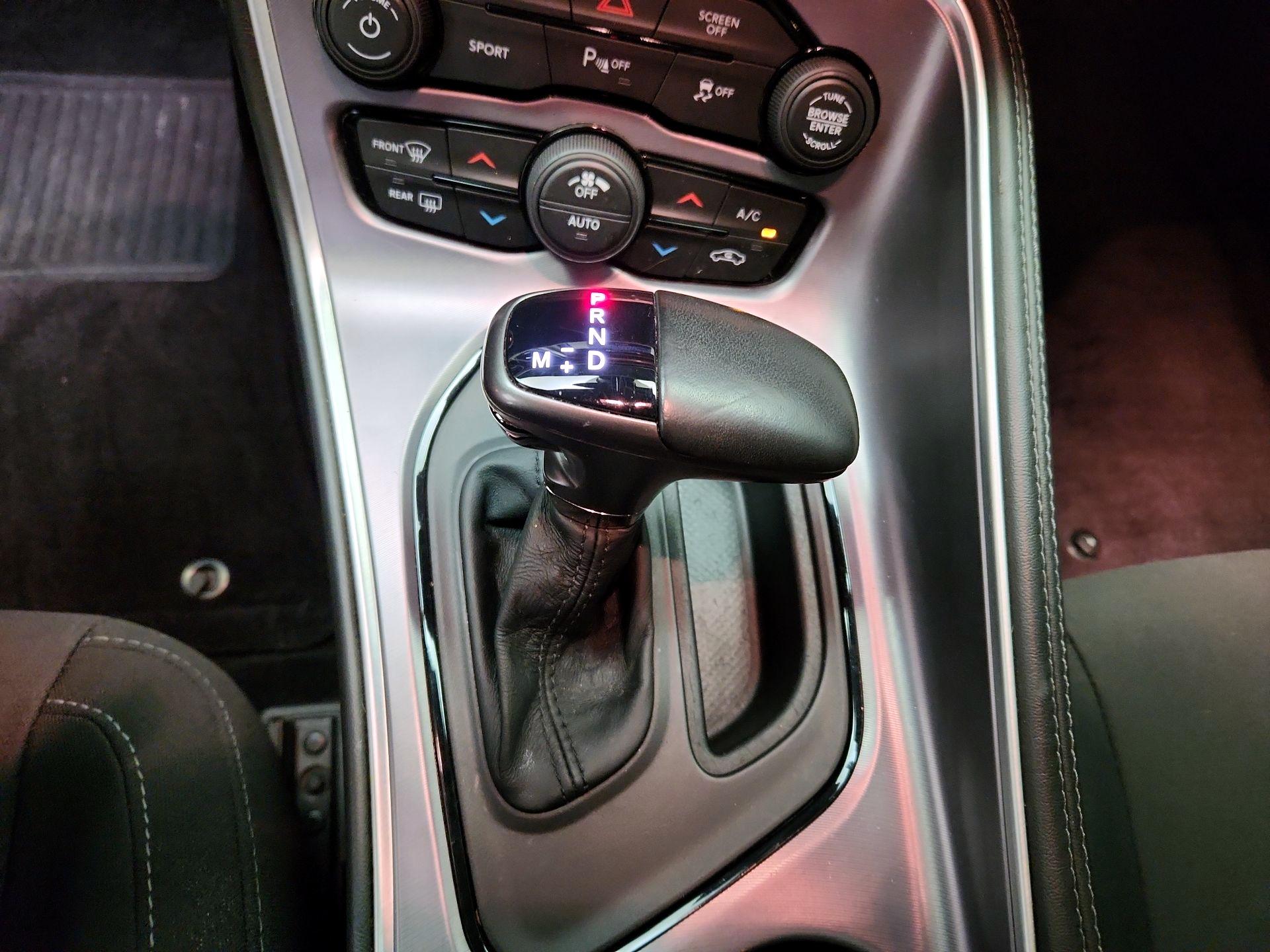 Thumbnail: 2019 Dodge Challenger - 18