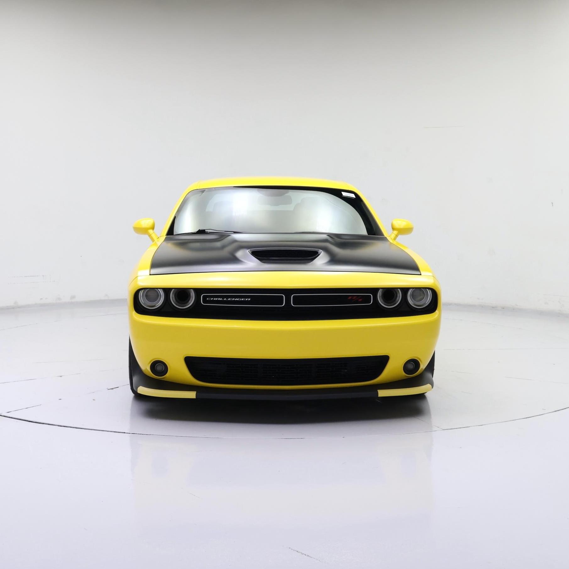 Thumbnail: 2019 Dodge Challenger - 5