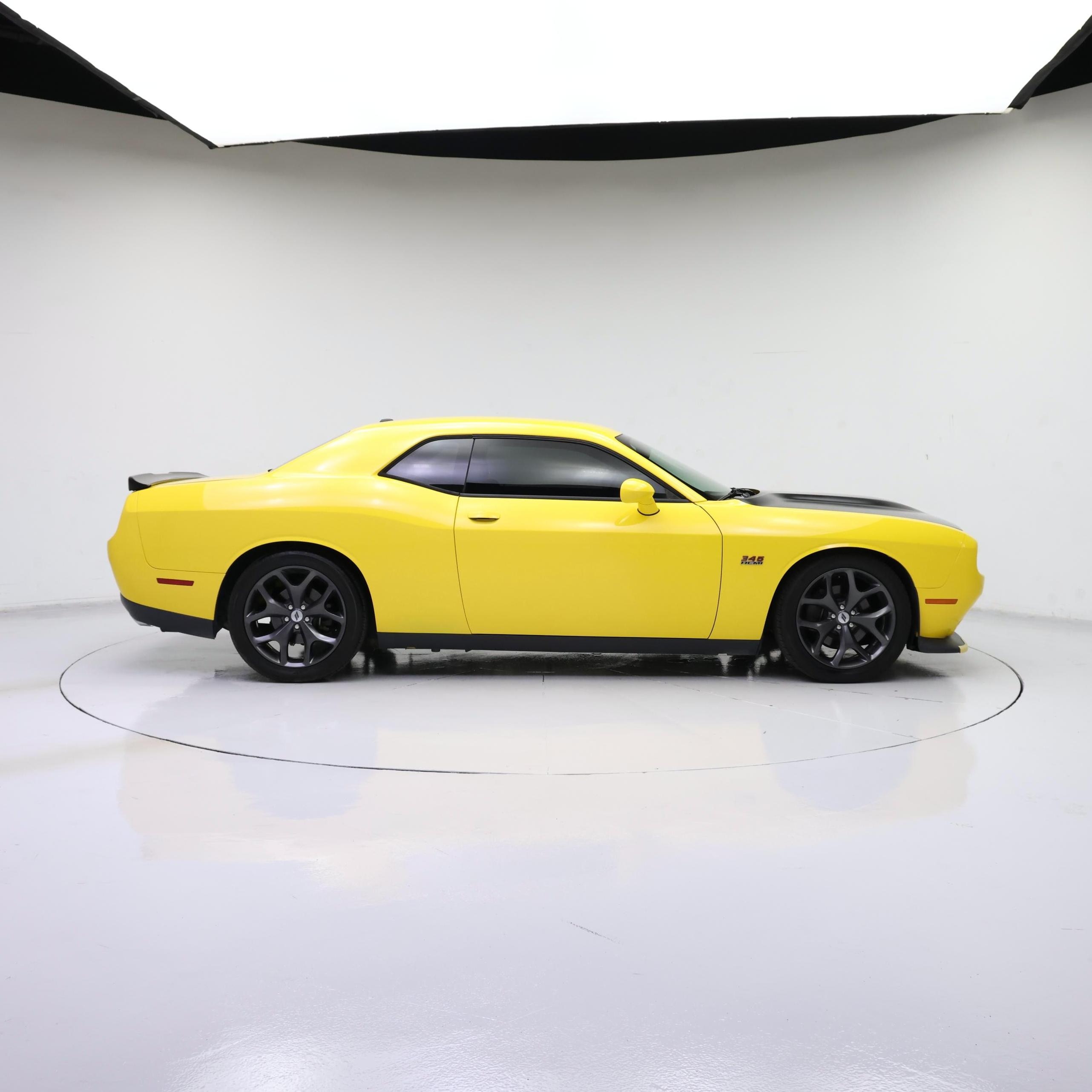 Thumbnail: 2019 Dodge Challenger - 7