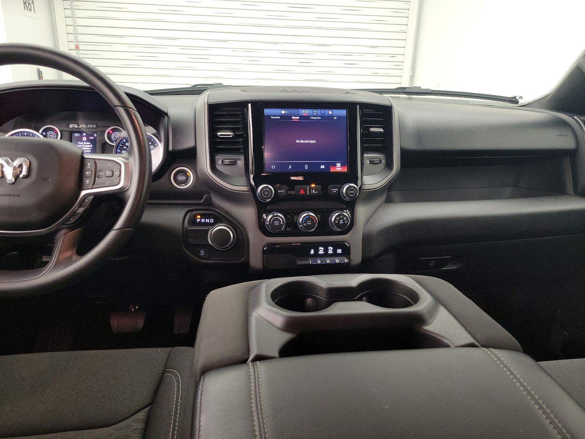 Thumbnail: 2025 RAM 1500 - 9