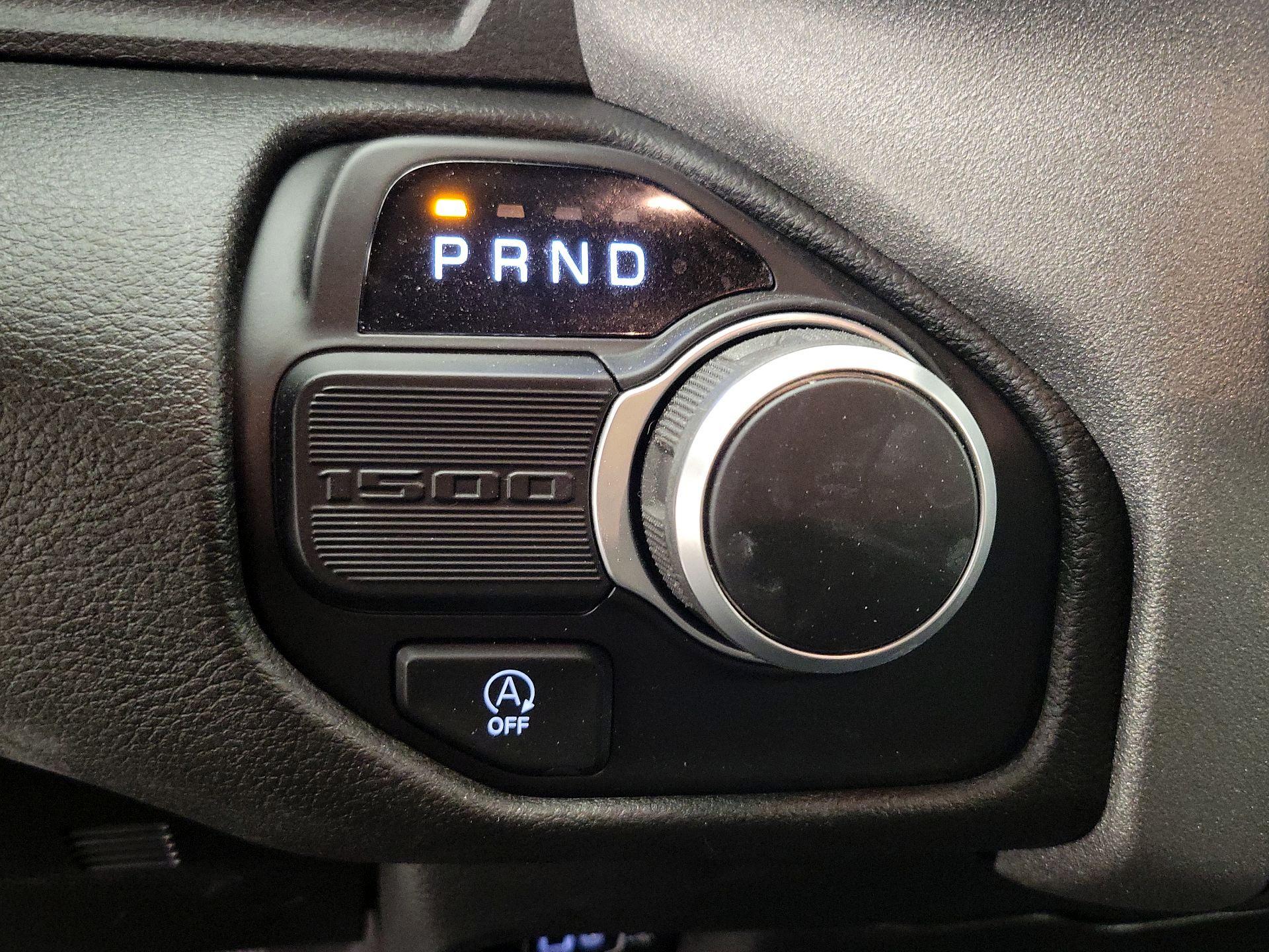 Thumbnail: 2025 RAM 1500 - 17