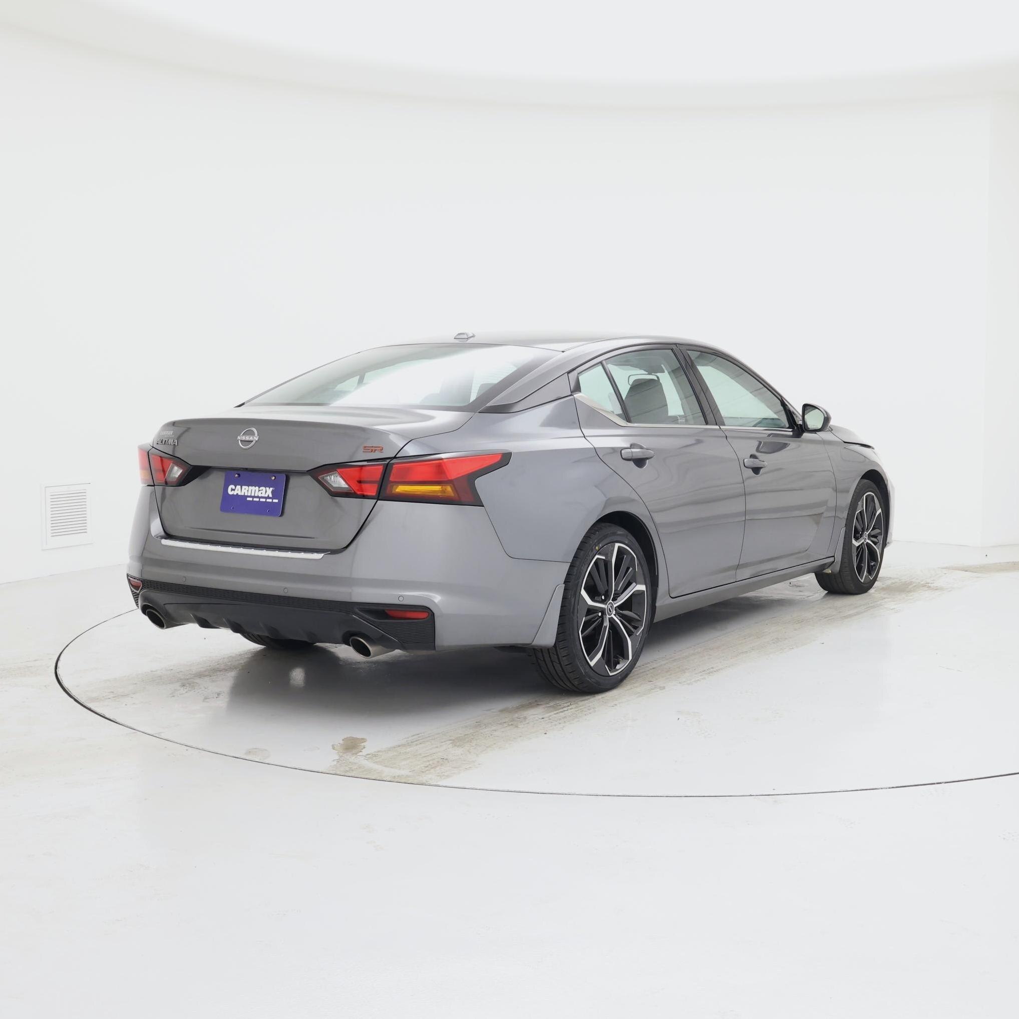 Thumbnail: 2023 Nissan Altima - 8