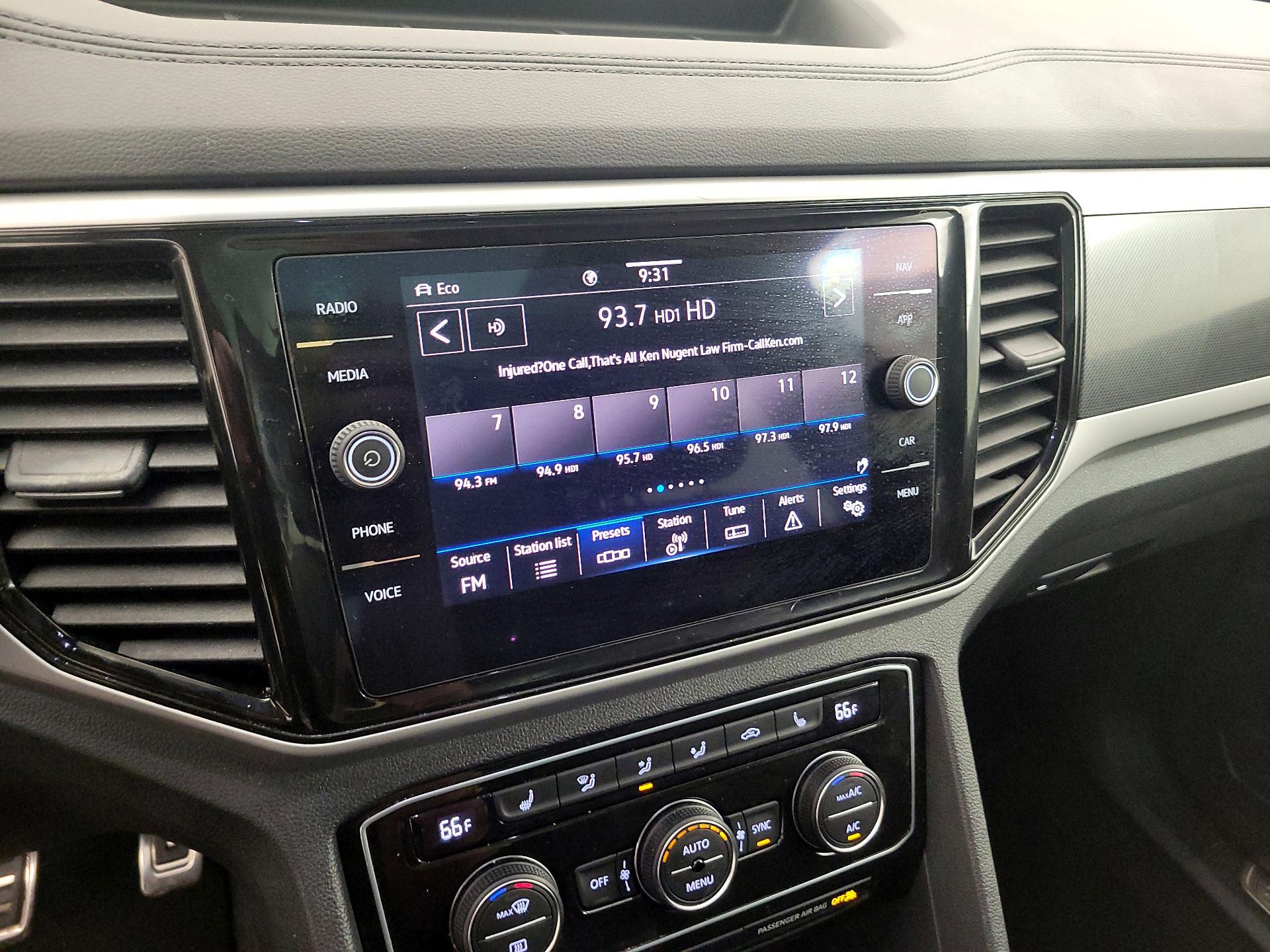 Thumbnail: 2022 Volkswagen Atlas - 13