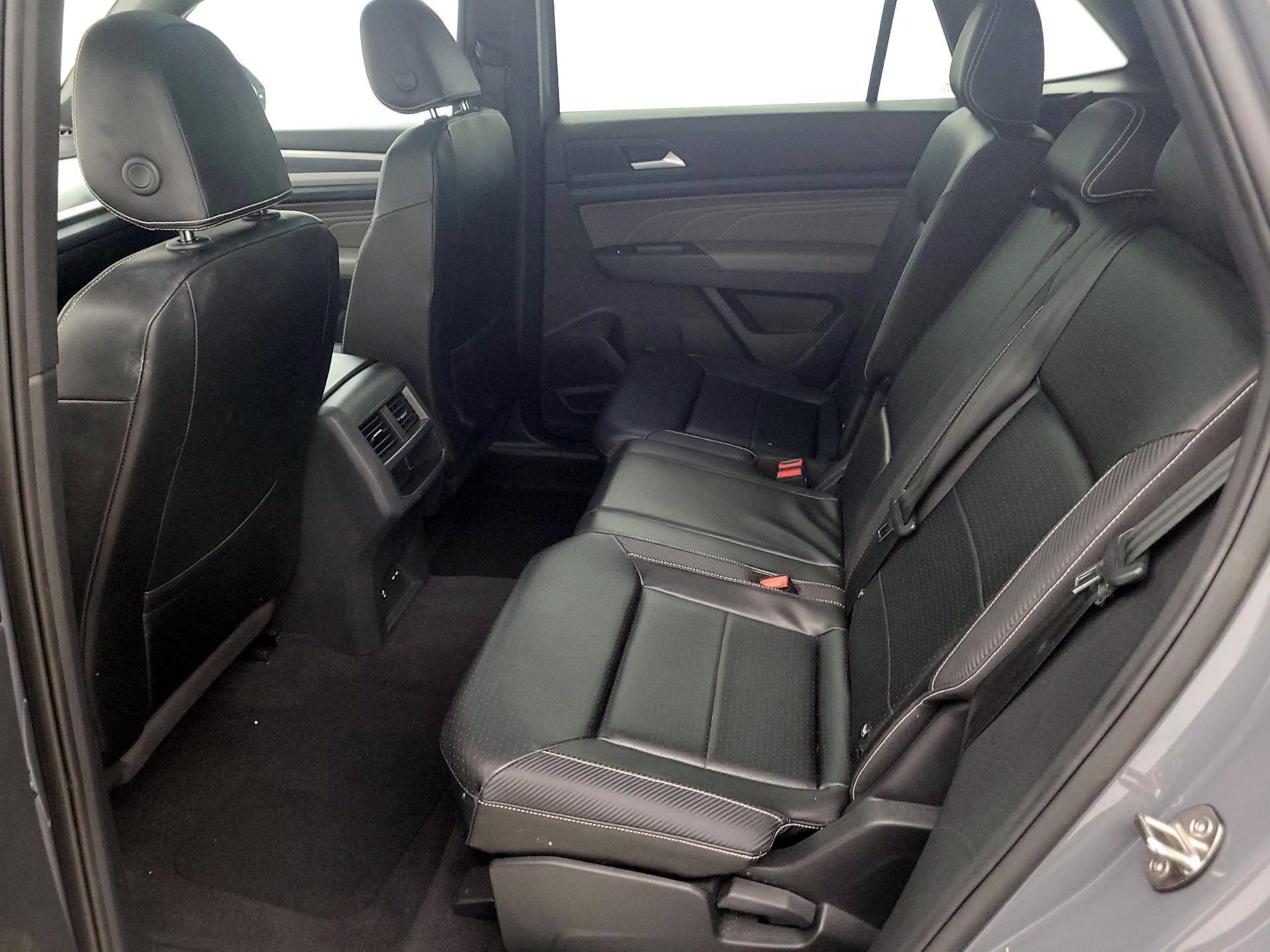 Thumbnail: 2022 Volkswagen Atlas - 18