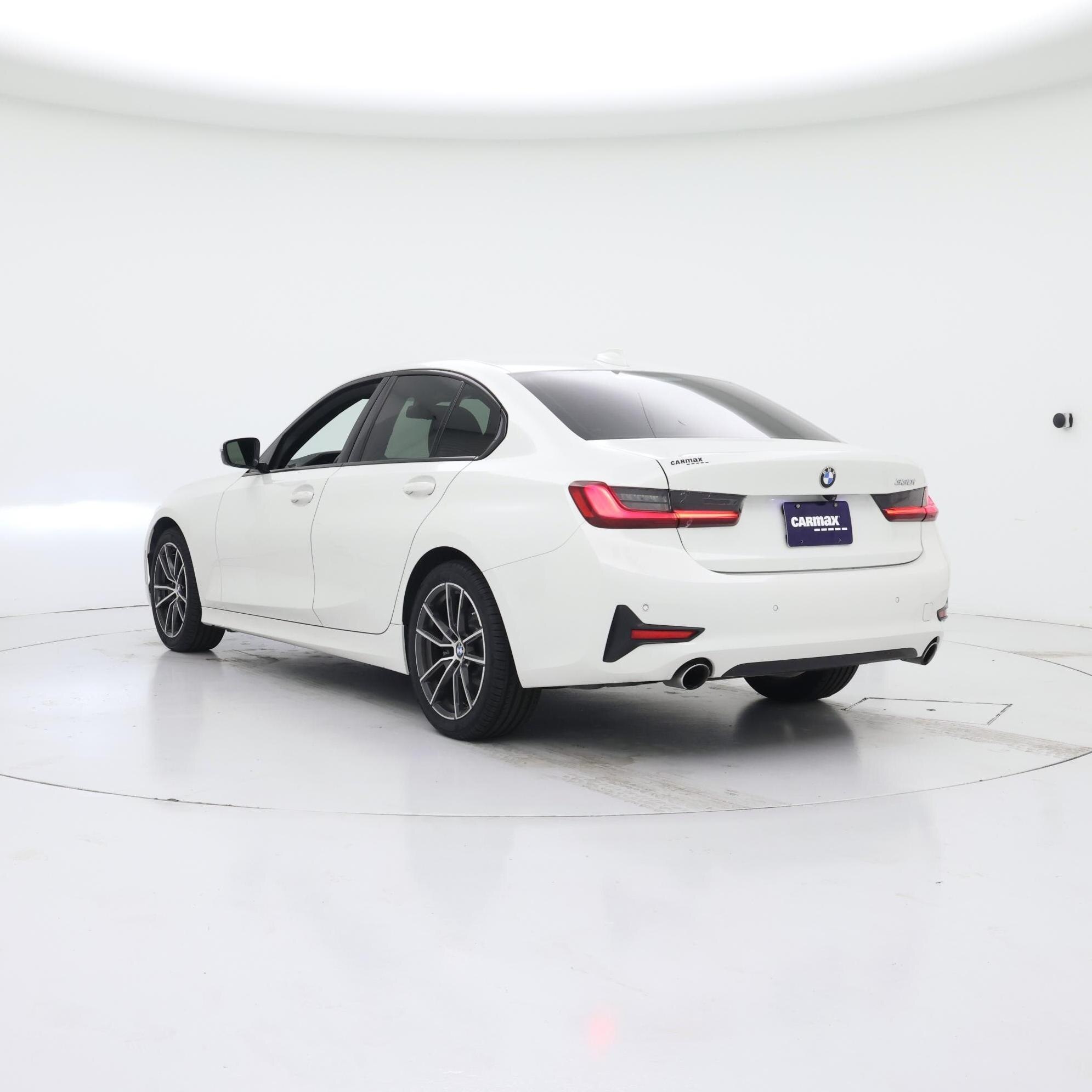 Thumbnail: 2022 BMW 3 Series - 2