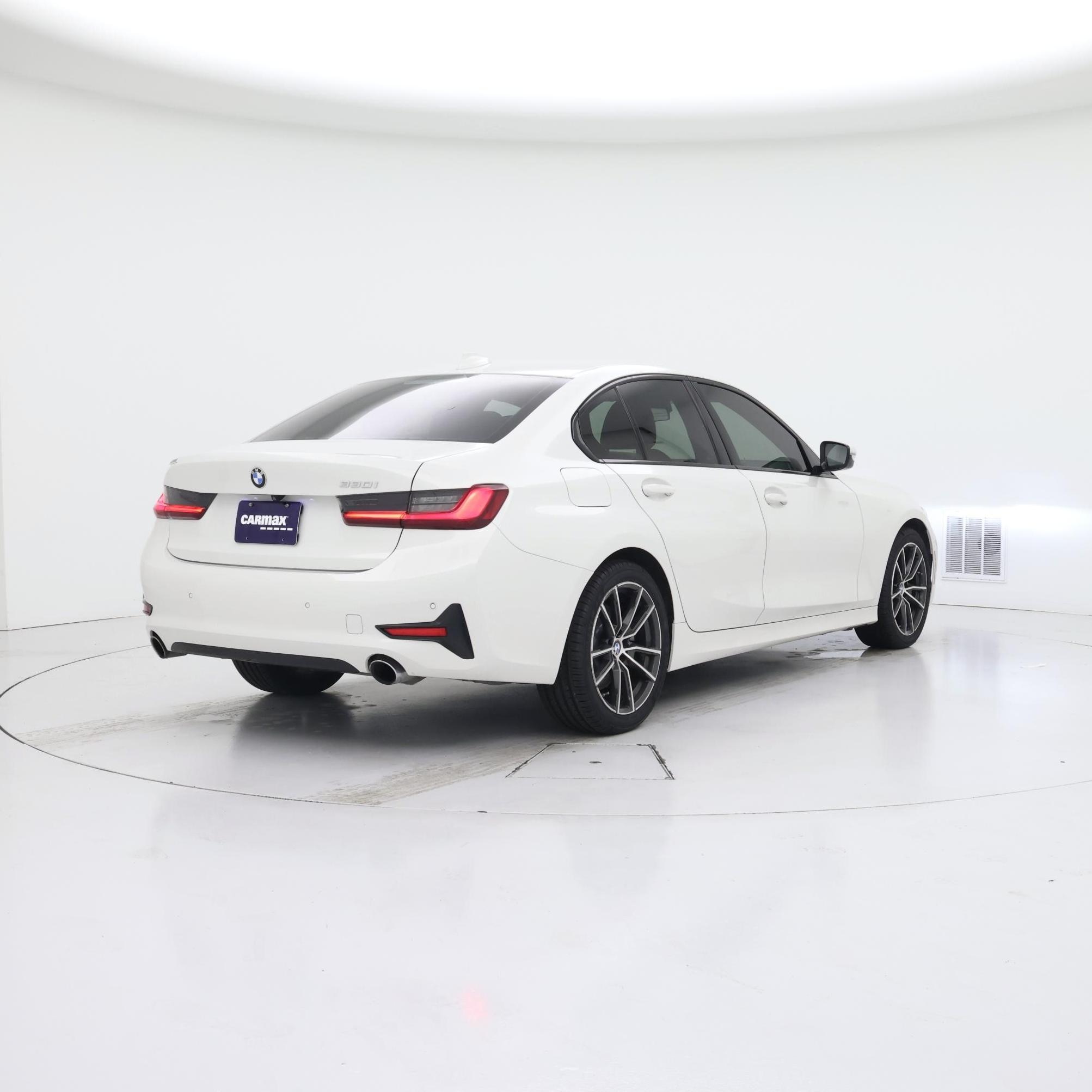 Thumbnail: 2022 BMW 3 Series - 8