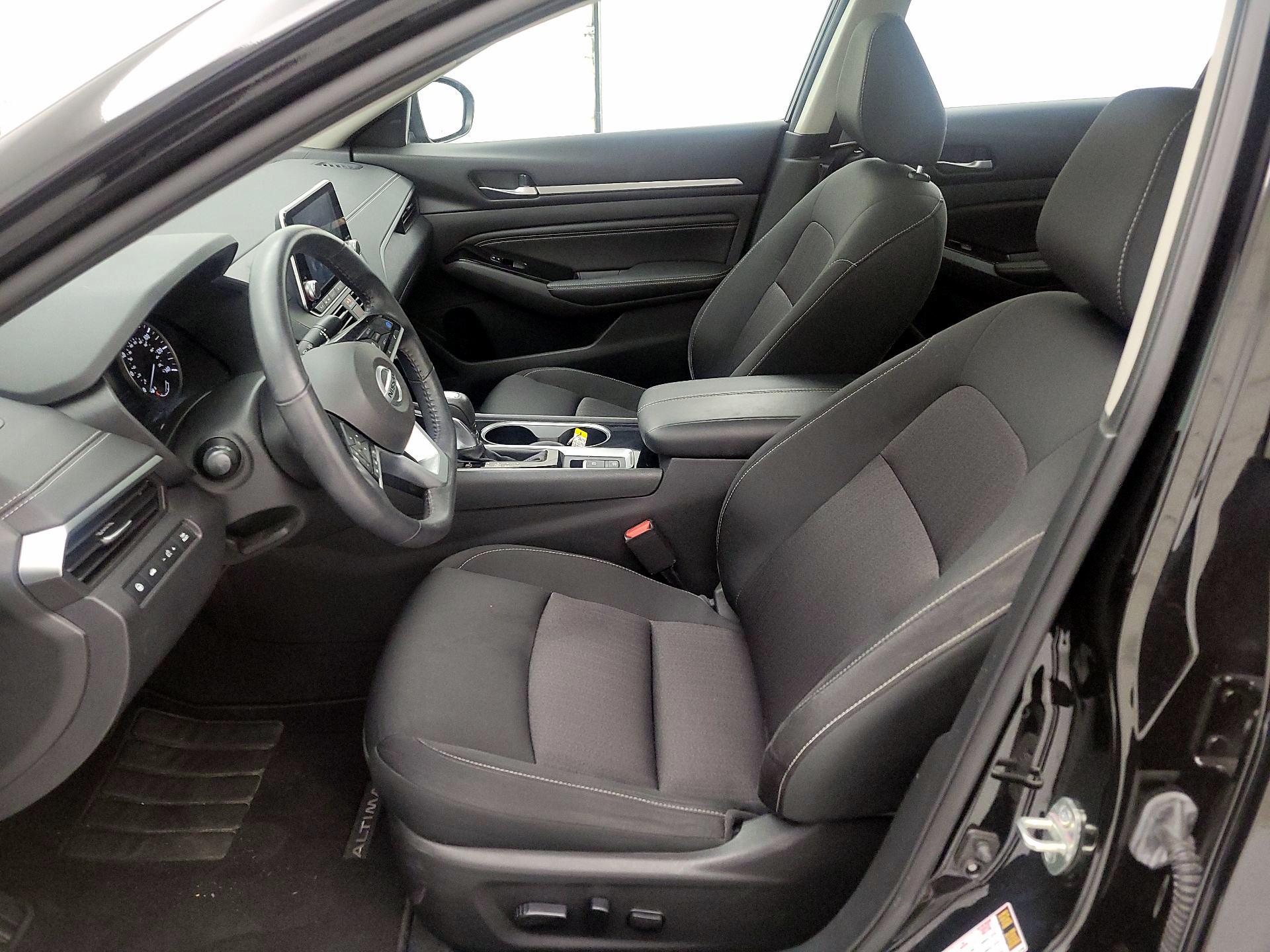 Thumbnail: 2021 Nissan Altima - 11