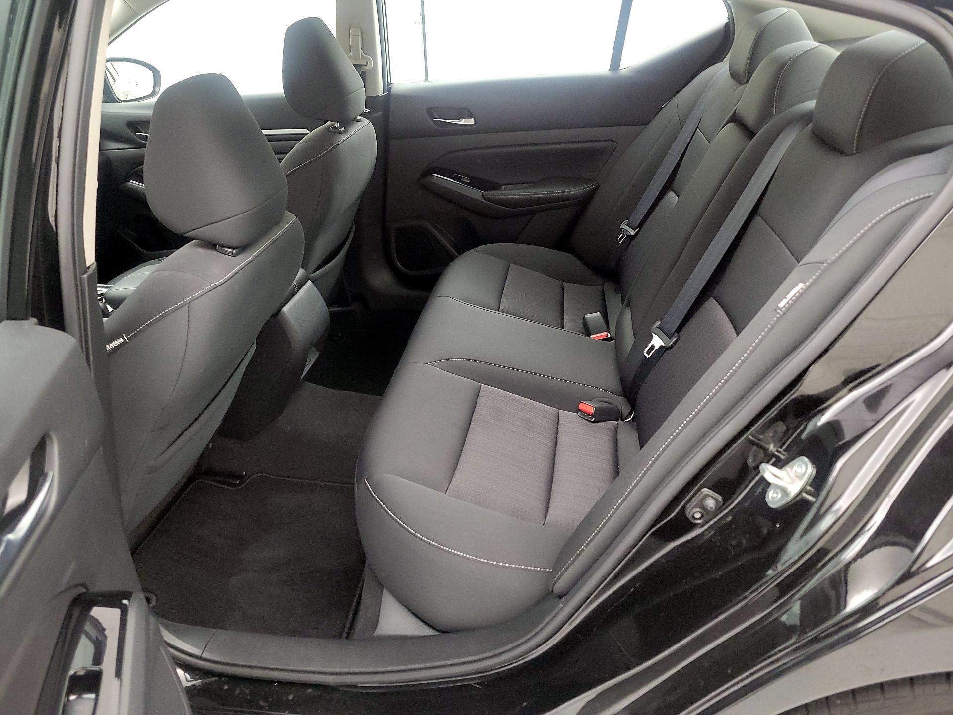 Thumbnail: 2021 Nissan Altima - 20