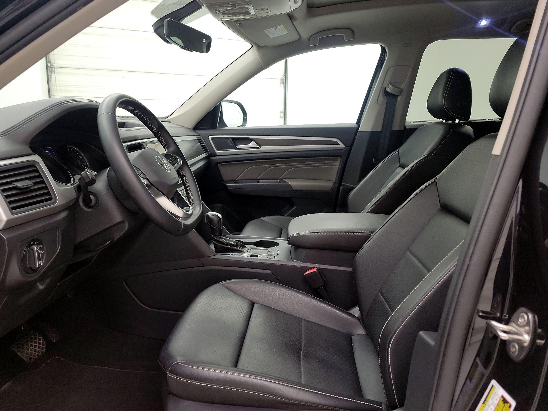 Thumbnail: 2021 Volkswagen Atlas - 11