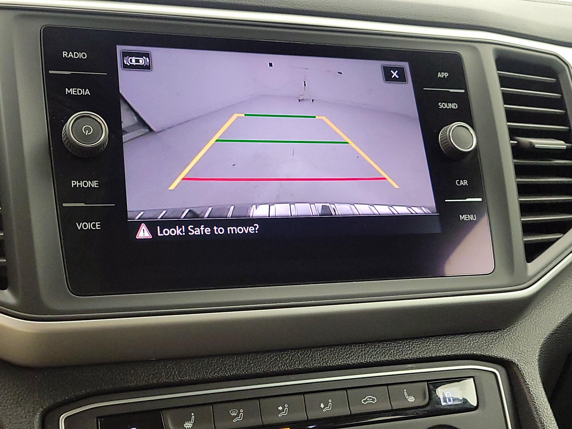 Thumbnail: 2021 Volkswagen Atlas - 14