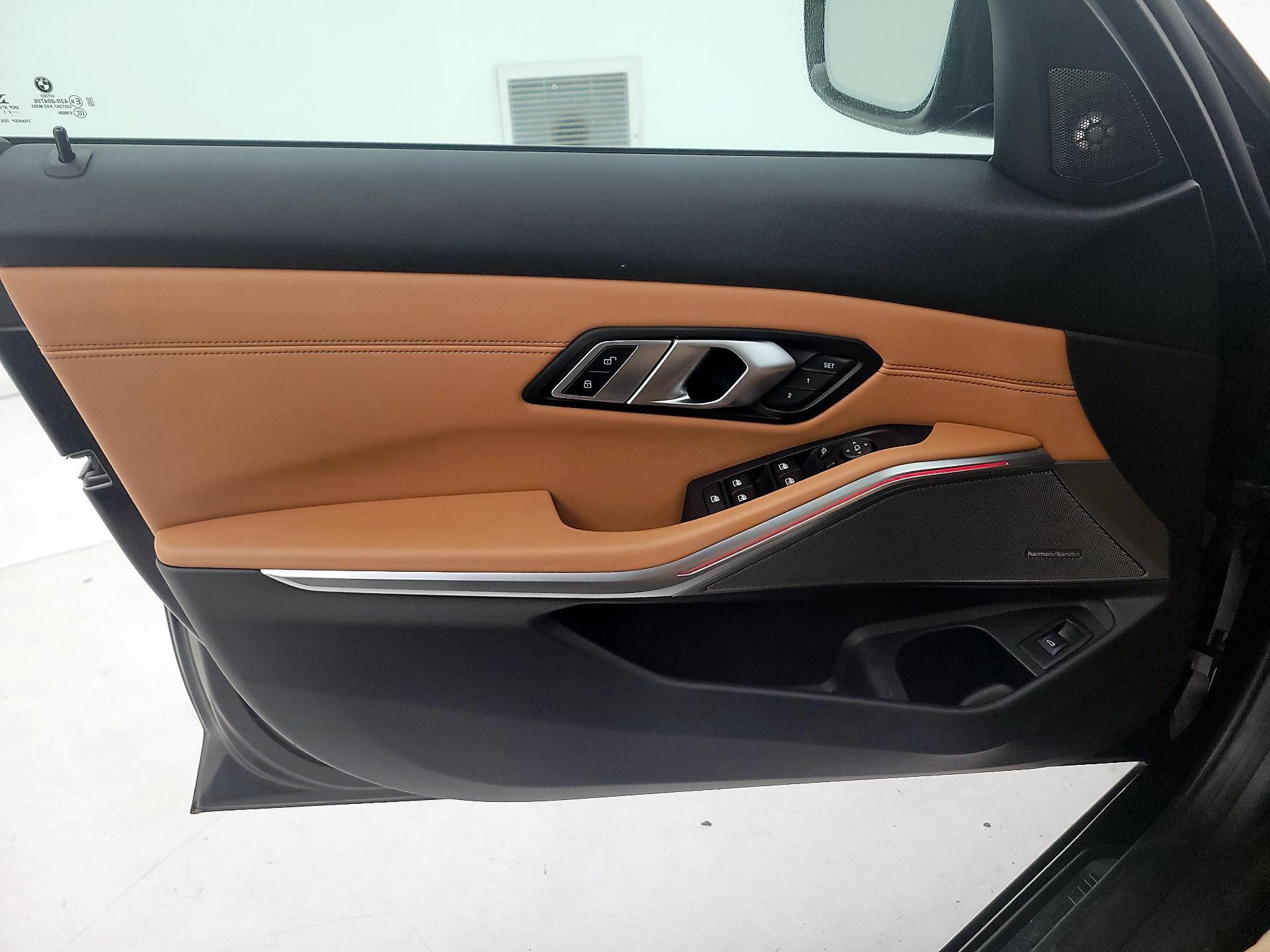 Thumbnail: 2021 BMW 3 Series - 12