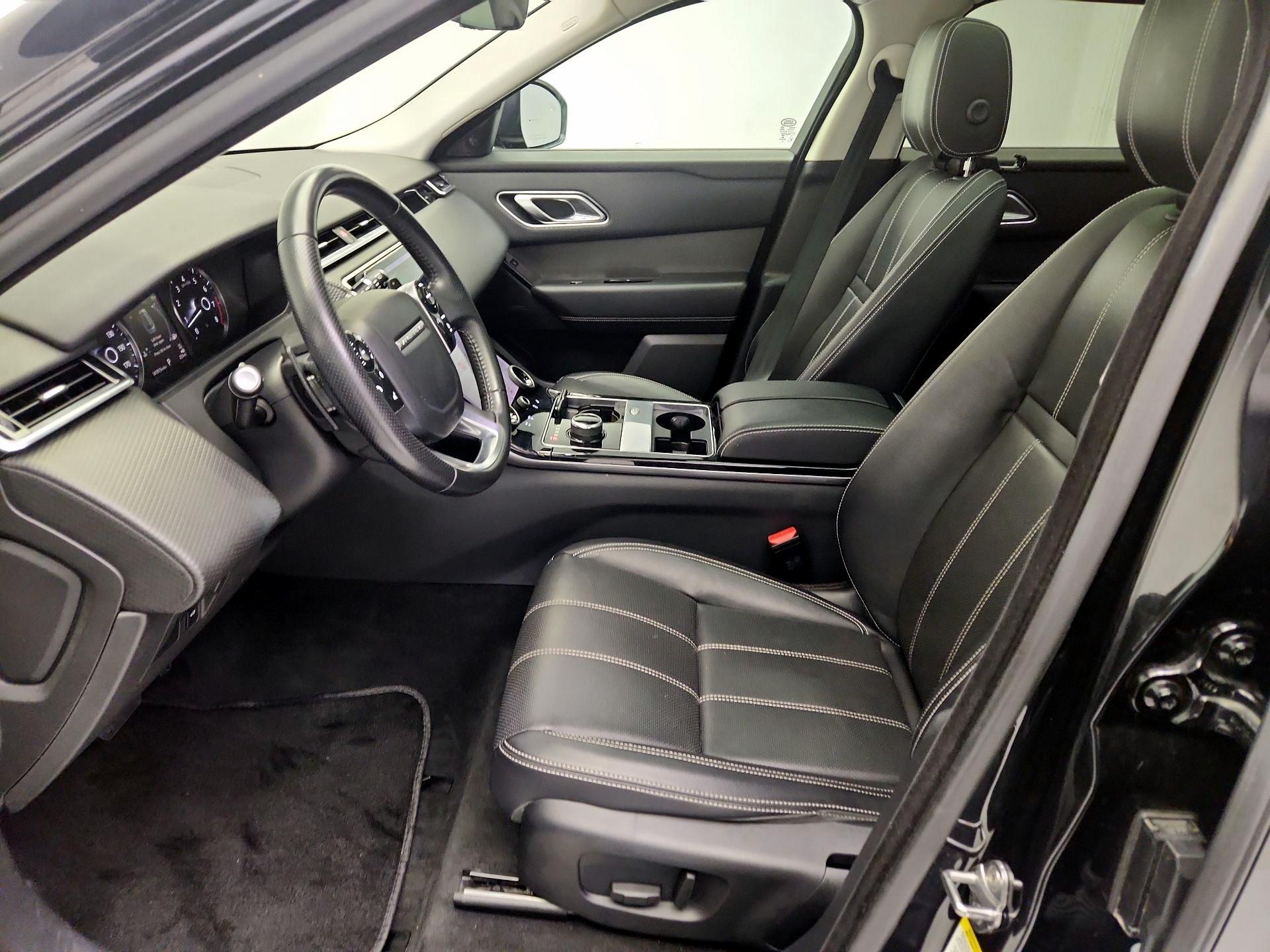 Thumbnail: 2018 Land Rover Range Rover Velar - 11