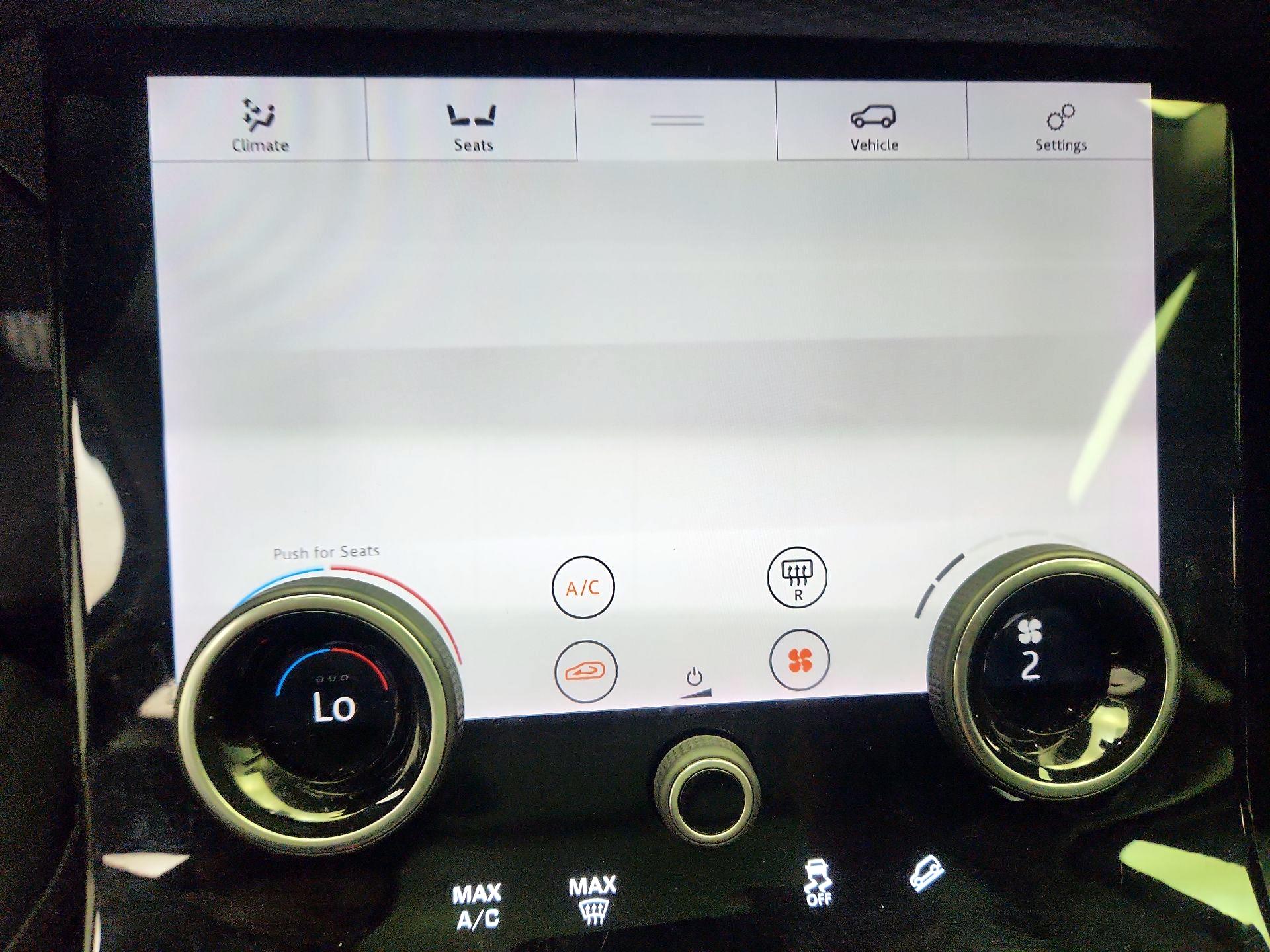 Thumbnail: 2018 Land Rover Range Rover Velar - 17