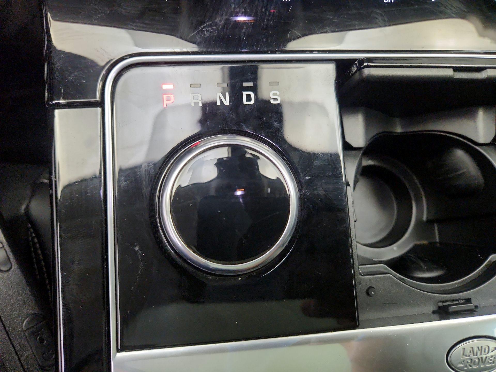 Thumbnail: 2018 Land Rover Range Rover Velar - 18