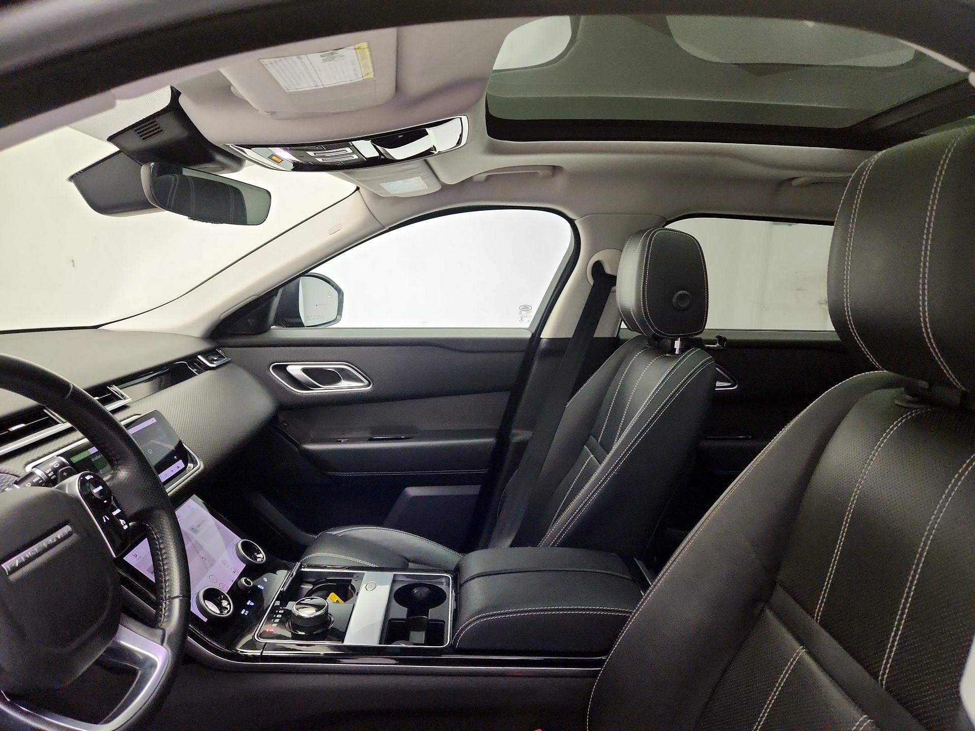 Thumbnail: 2018 Land Rover Range Rover Velar - 19