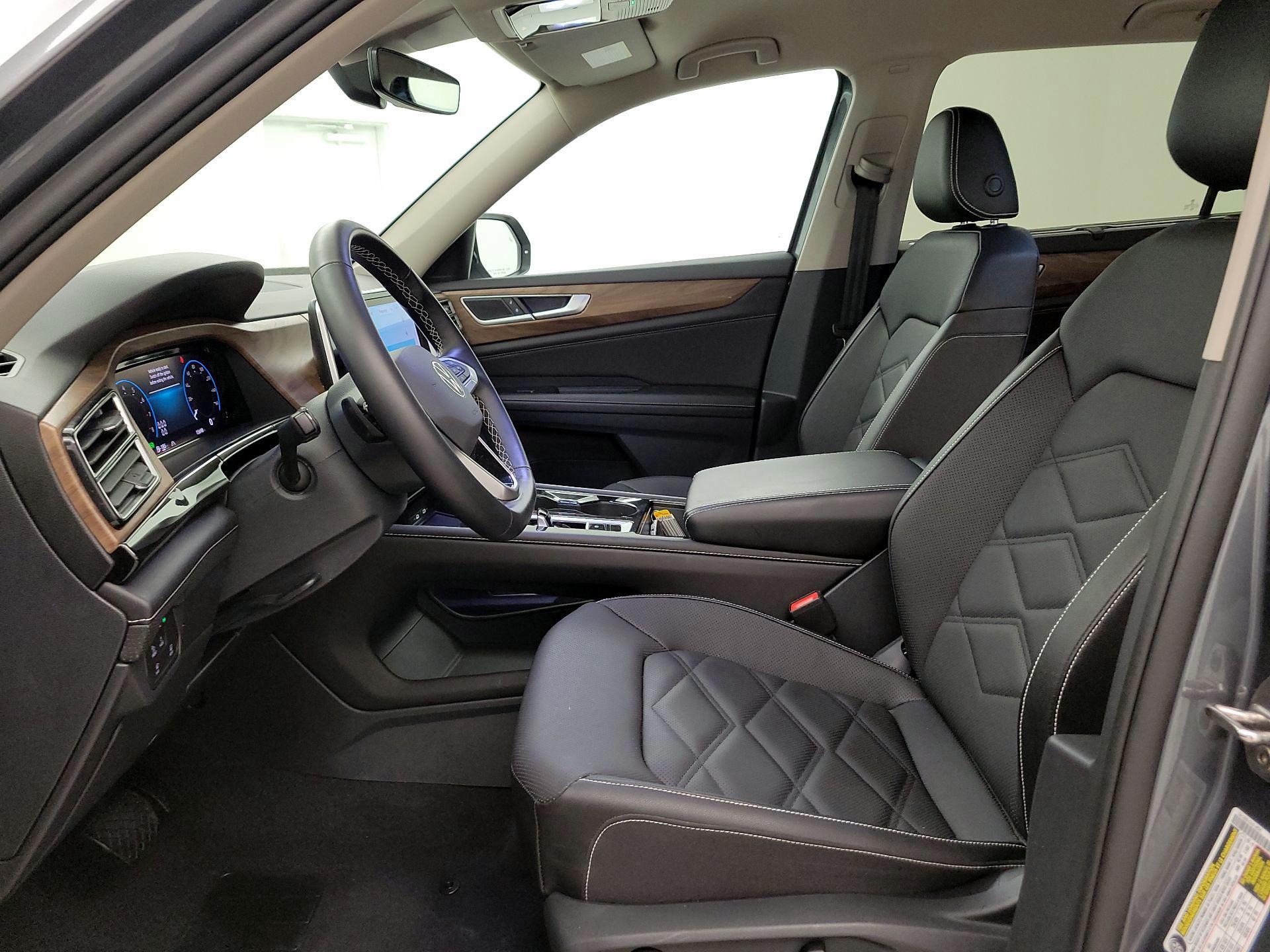 Thumbnail: 2025 Volkswagen Atlas - 11