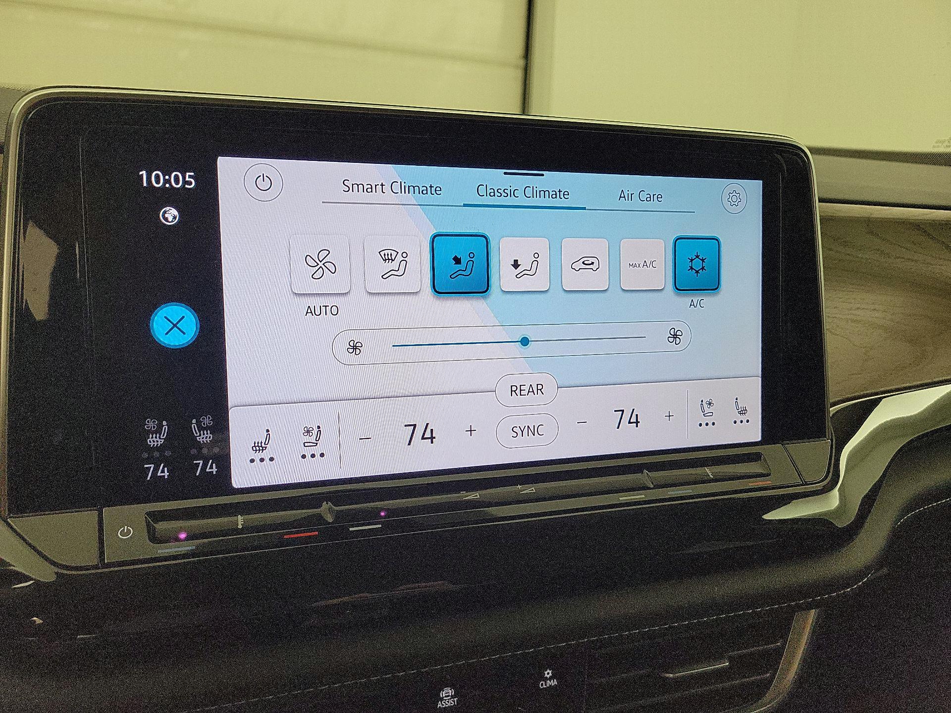 Thumbnail: 2025 Volkswagen Atlas - 17