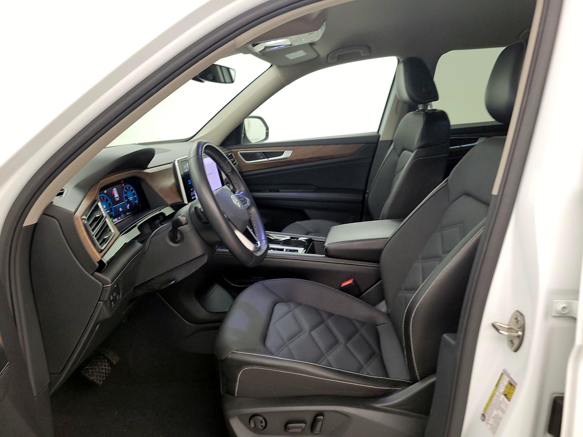 Thumbnail: 2024 Volkswagen Atlas - 9