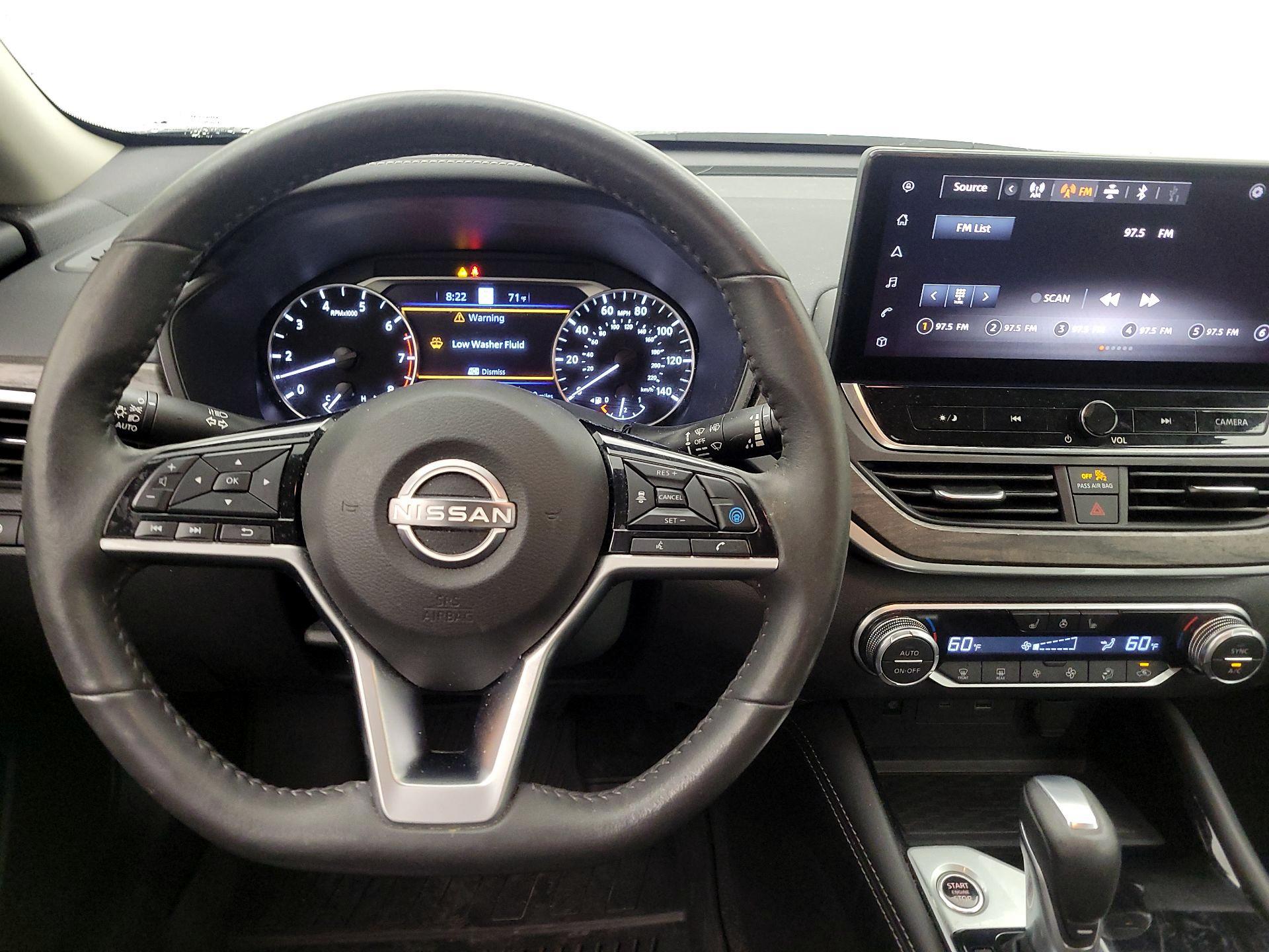 Thumbnail: 2023 Nissan Altima - 10