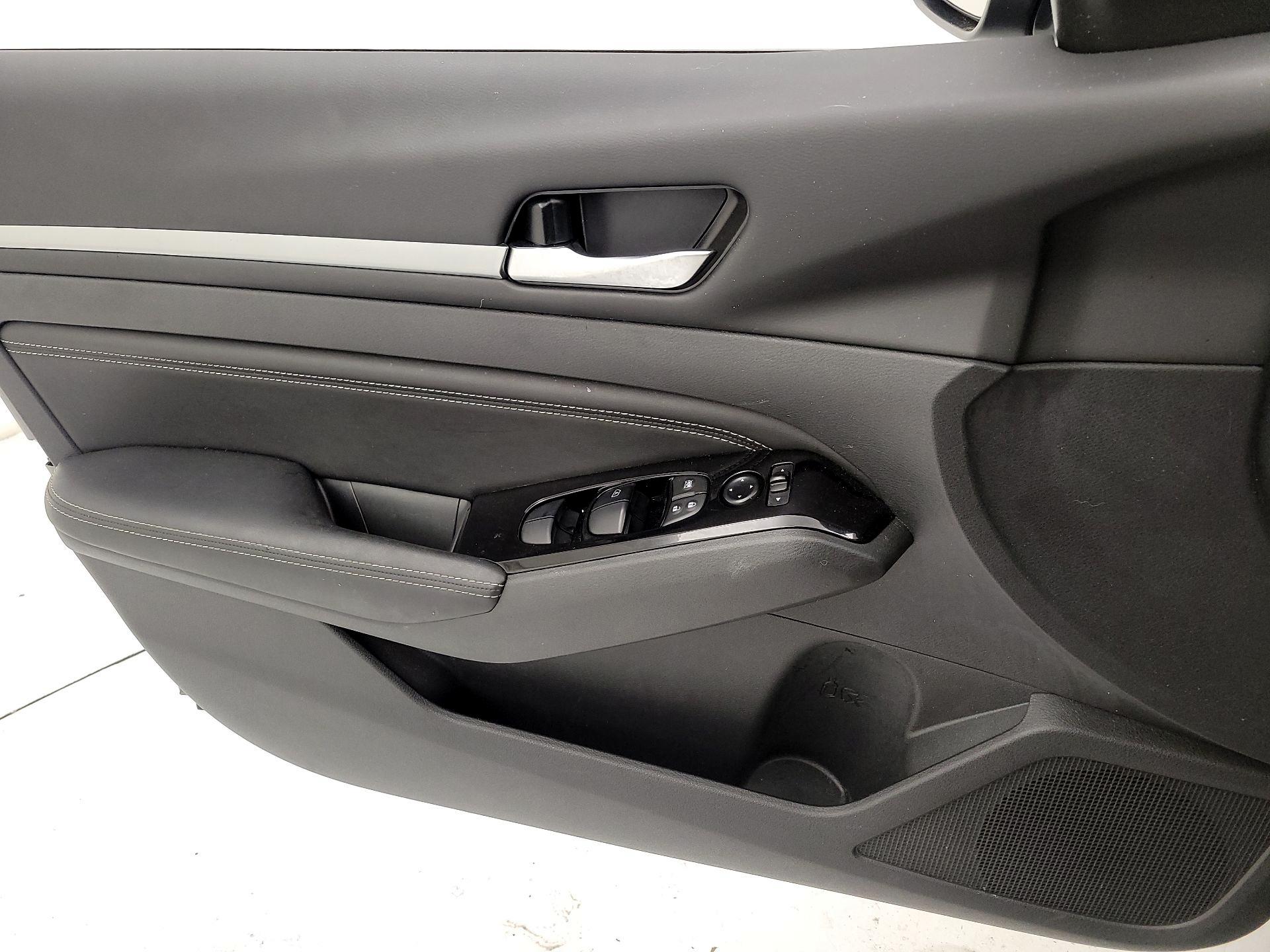 Thumbnail: 2023 Nissan Altima - 12