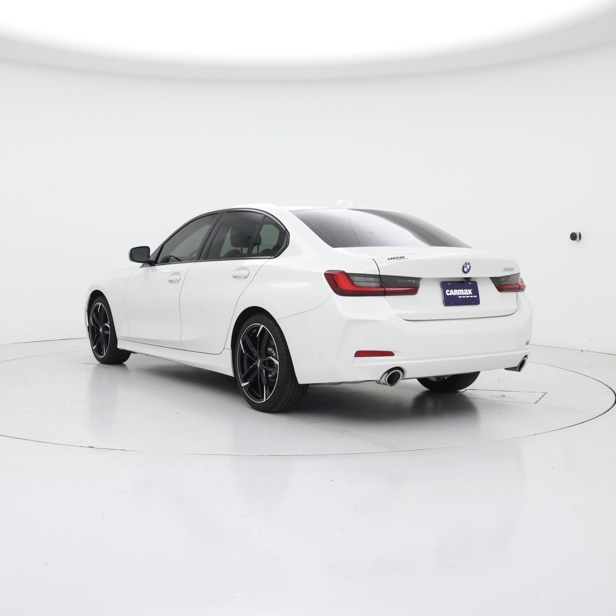 Thumbnail: 2023 BMW 3 Series - 2