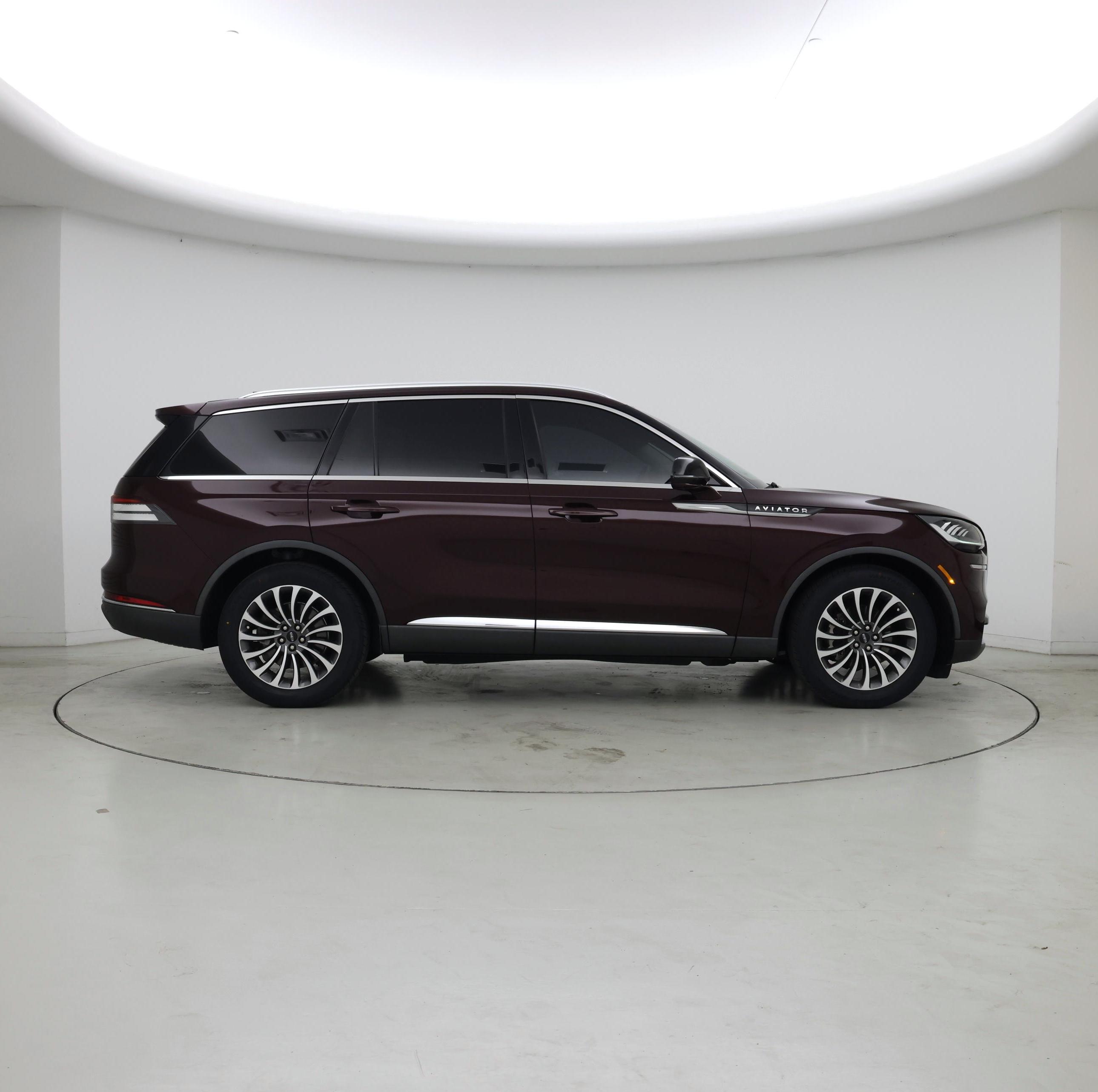 Thumbnail: 2022 Lincoln Aviator - 7