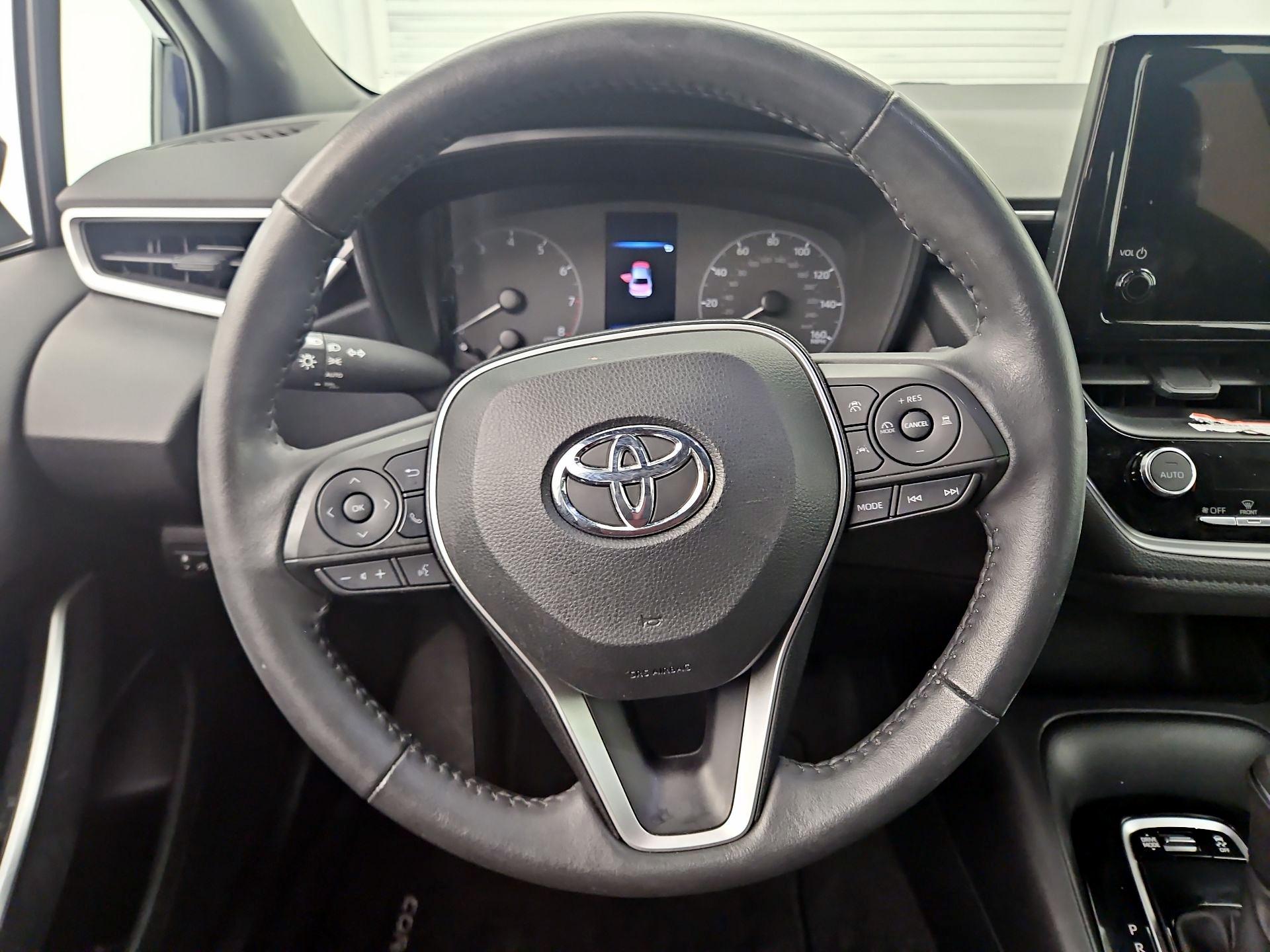 Thumbnail: 2023 Toyota Corolla - 10