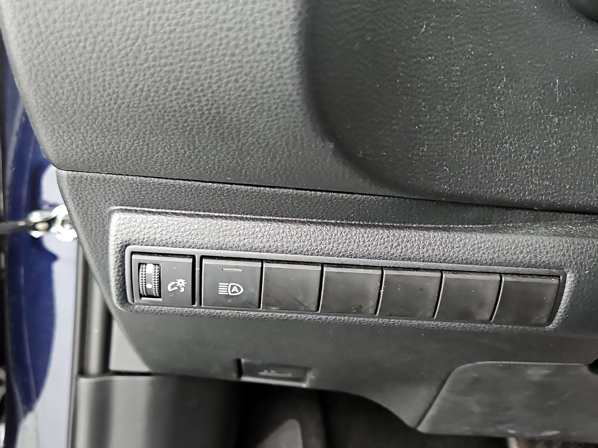 Thumbnail: 2023 Toyota Corolla - 13