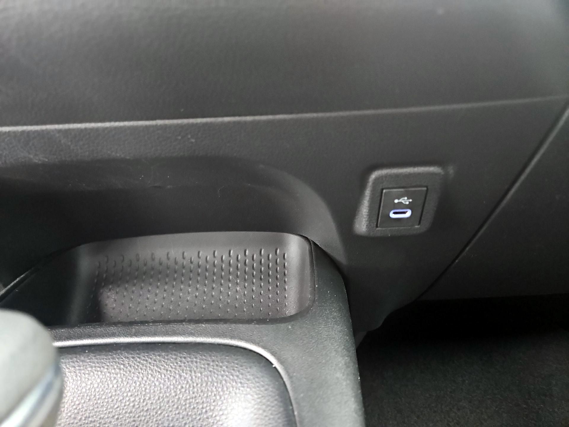 Thumbnail: 2023 Toyota Corolla - 19