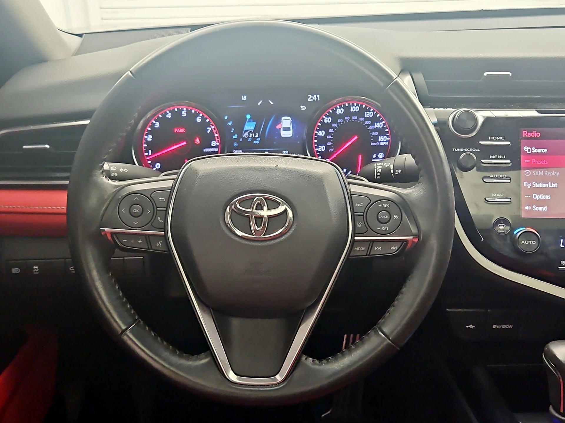 Thumbnail: 2020 Toyota Camry - 10