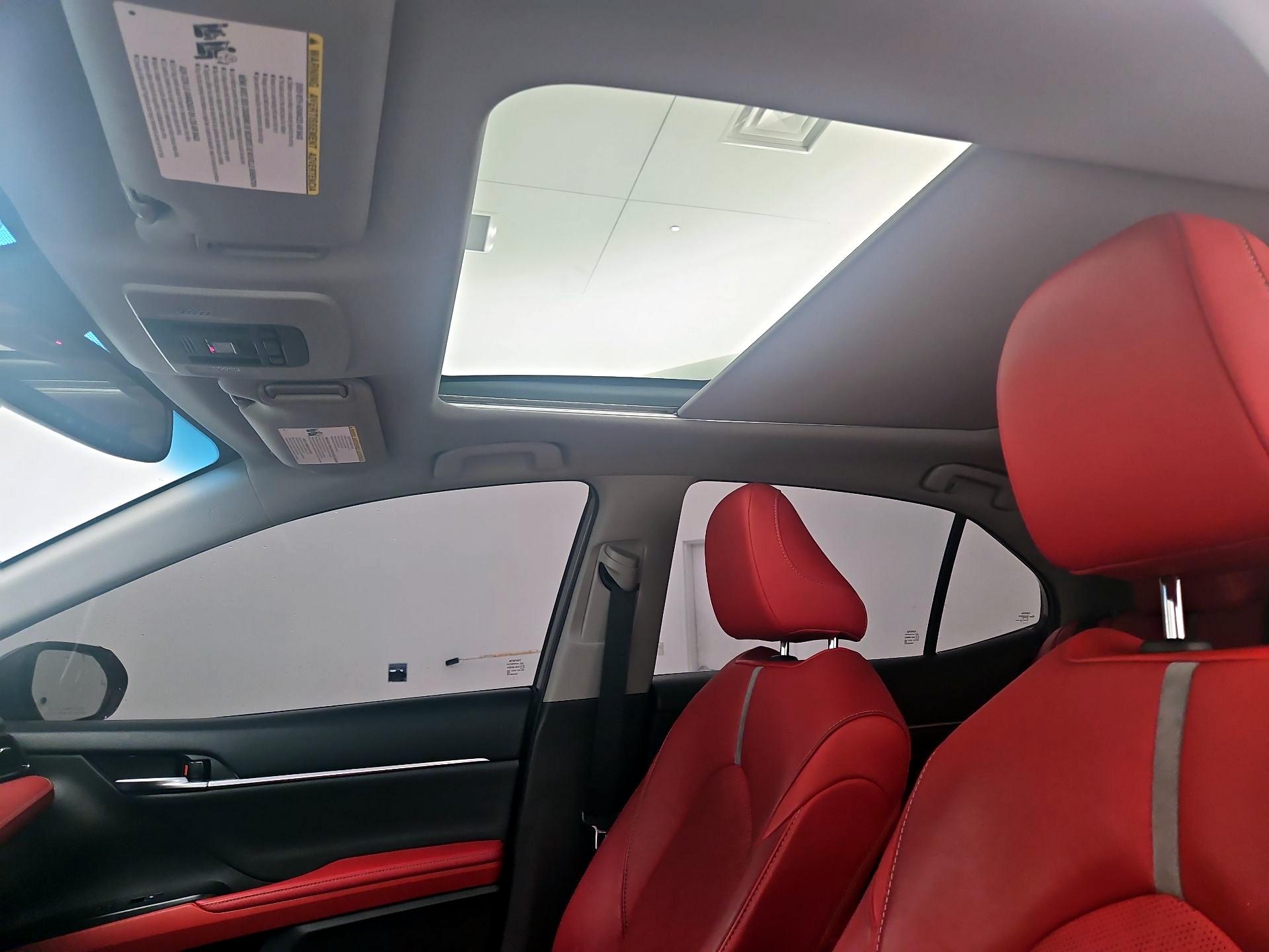 Thumbnail: 2020 Toyota Camry - 19