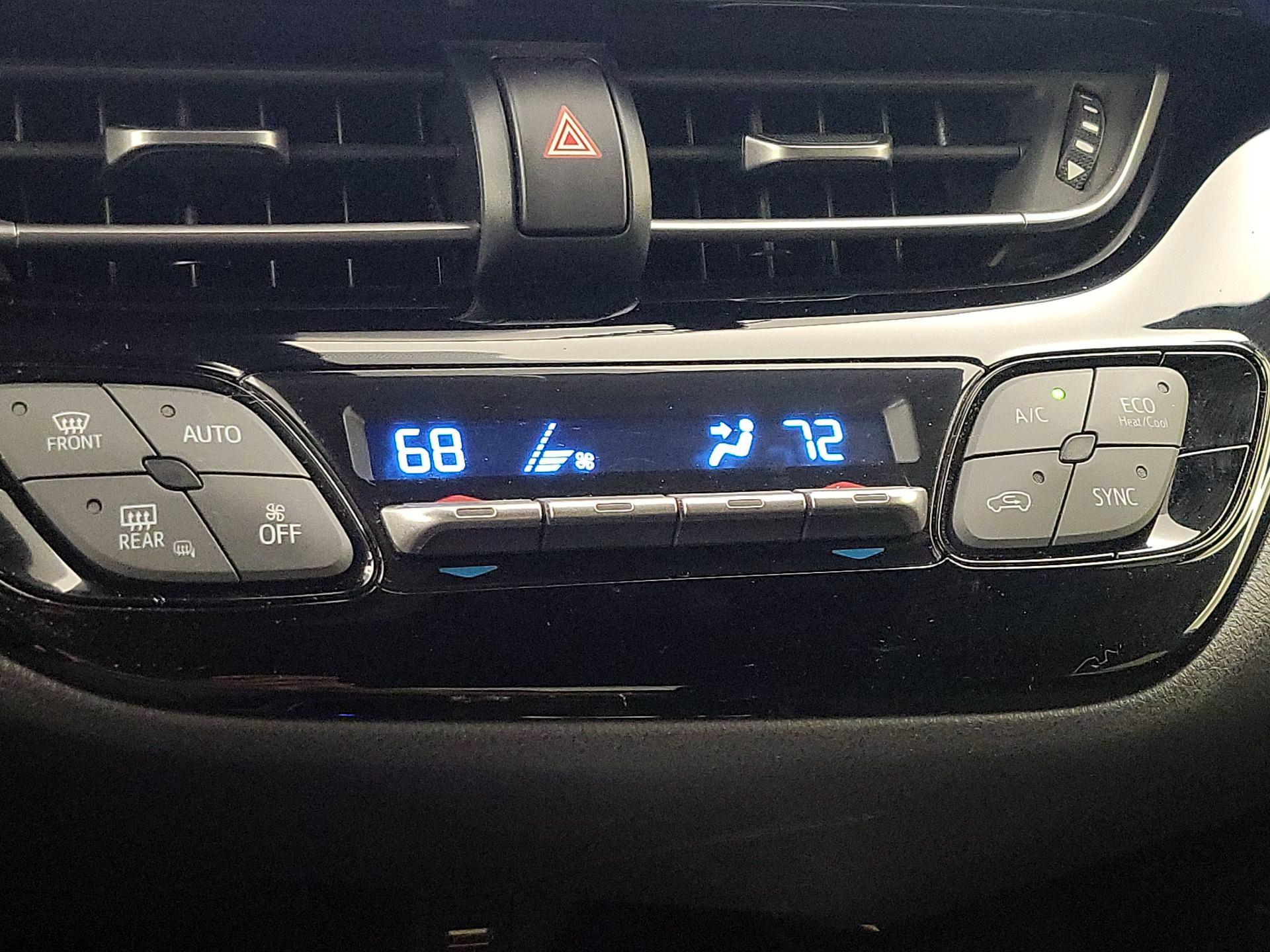 Thumbnail: 2021 Toyota C-HR - 16