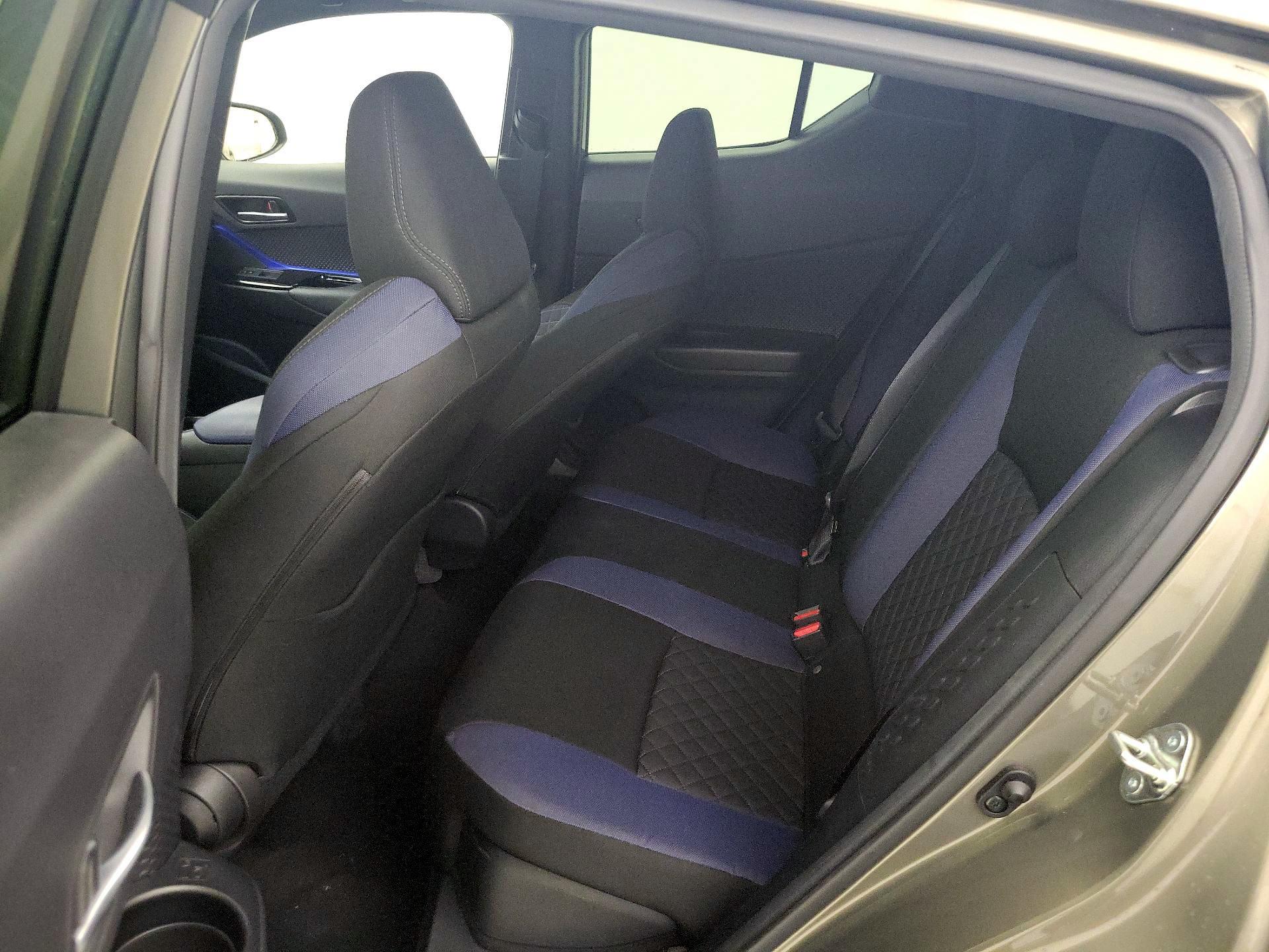 Thumbnail: 2021 Toyota C-HR - 19