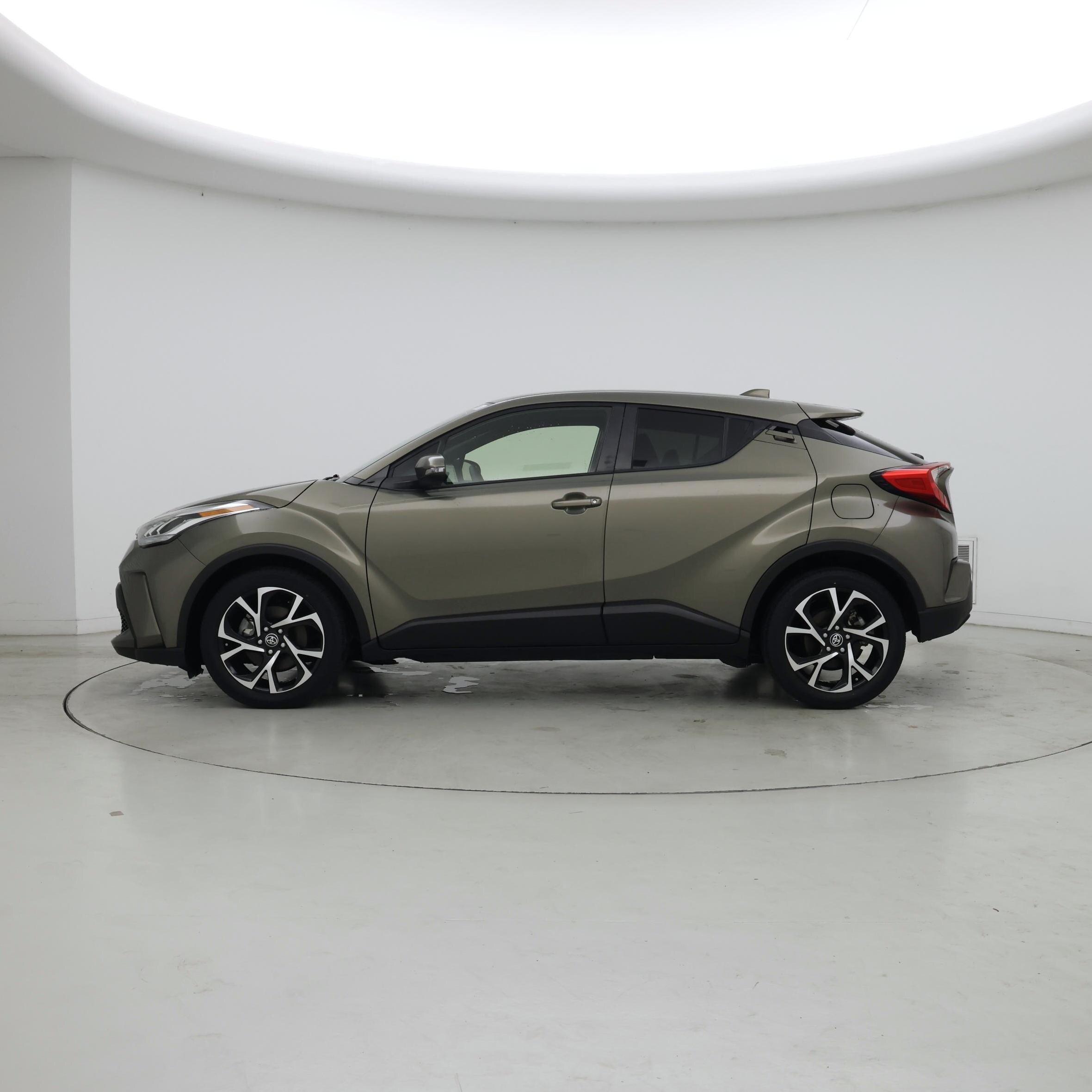Thumbnail: 2021 Toyota C-HR - 3