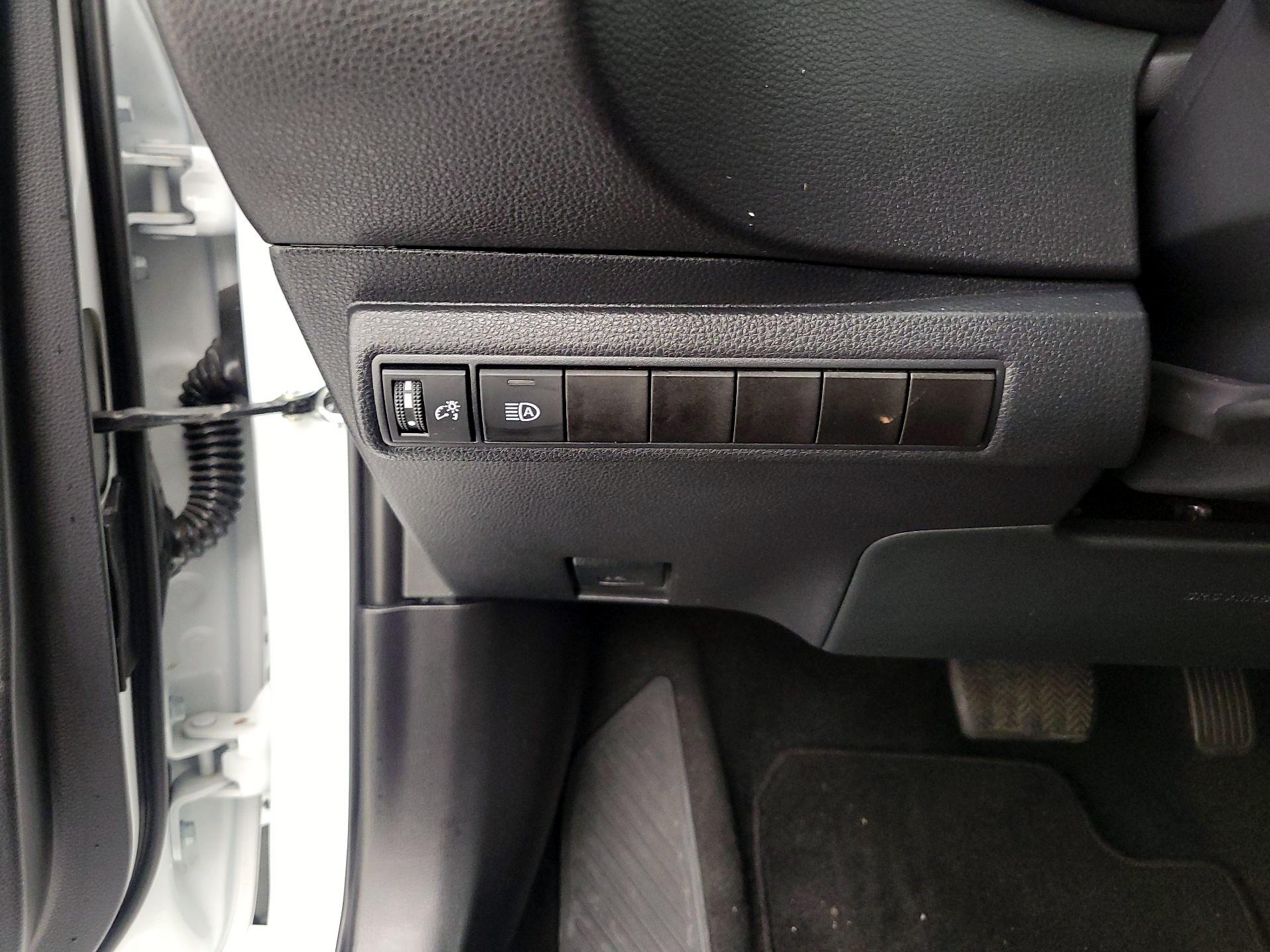 Thumbnail: 2024 Toyota Corolla - 13