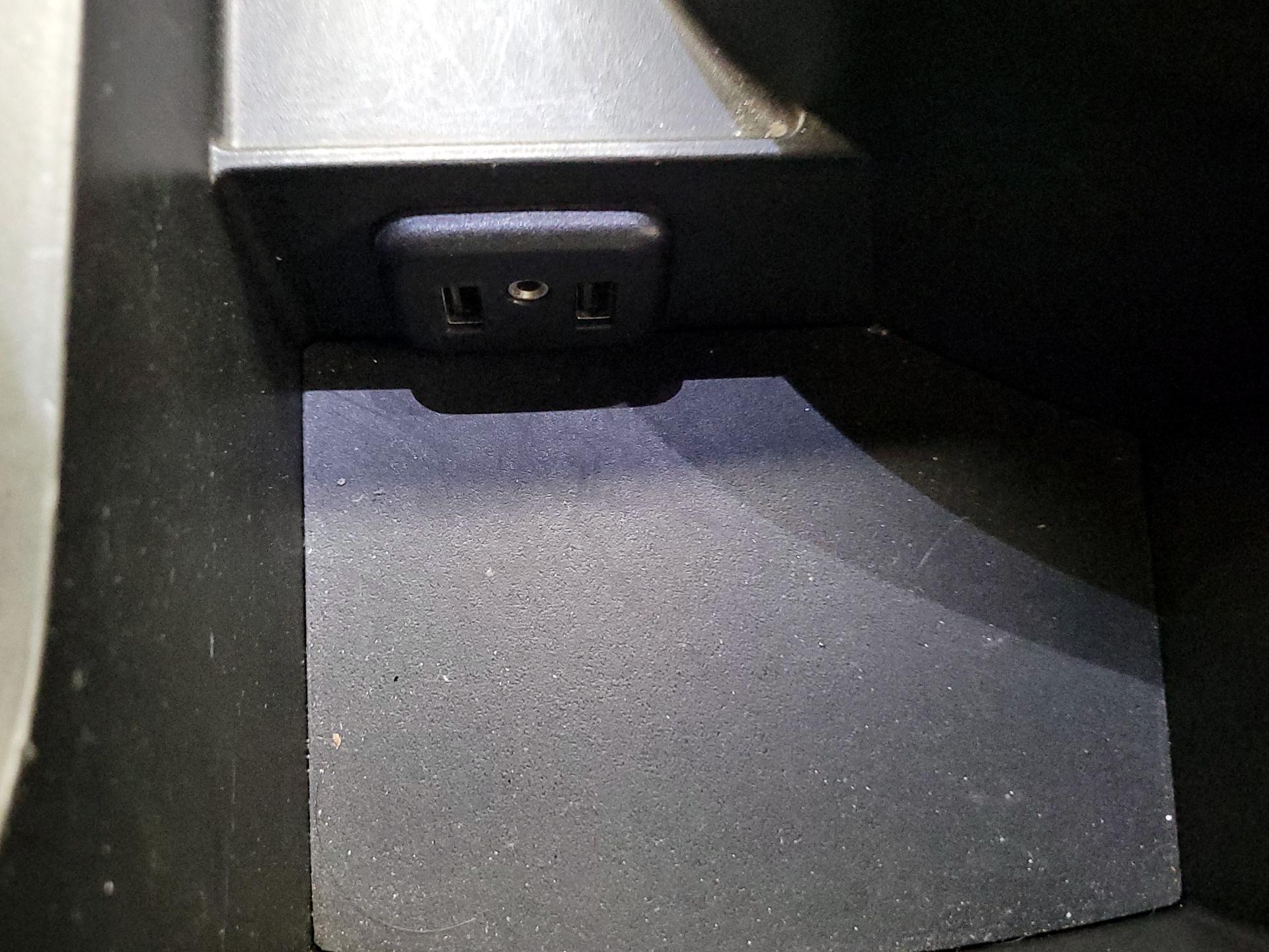 Thumbnail: 2021 Chevrolet Camaro - 18