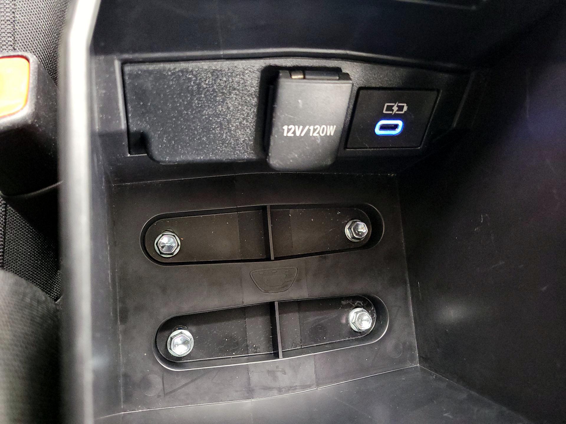 Thumbnail: 2022 Toyota Corolla - 18