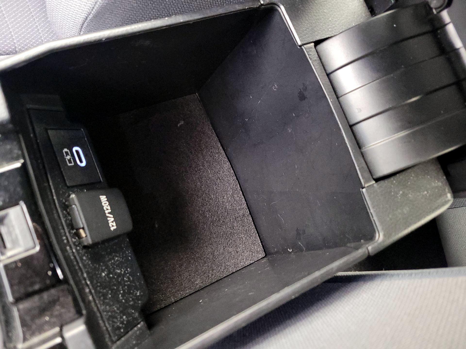 Thumbnail: 2023 Toyota Corolla - 19