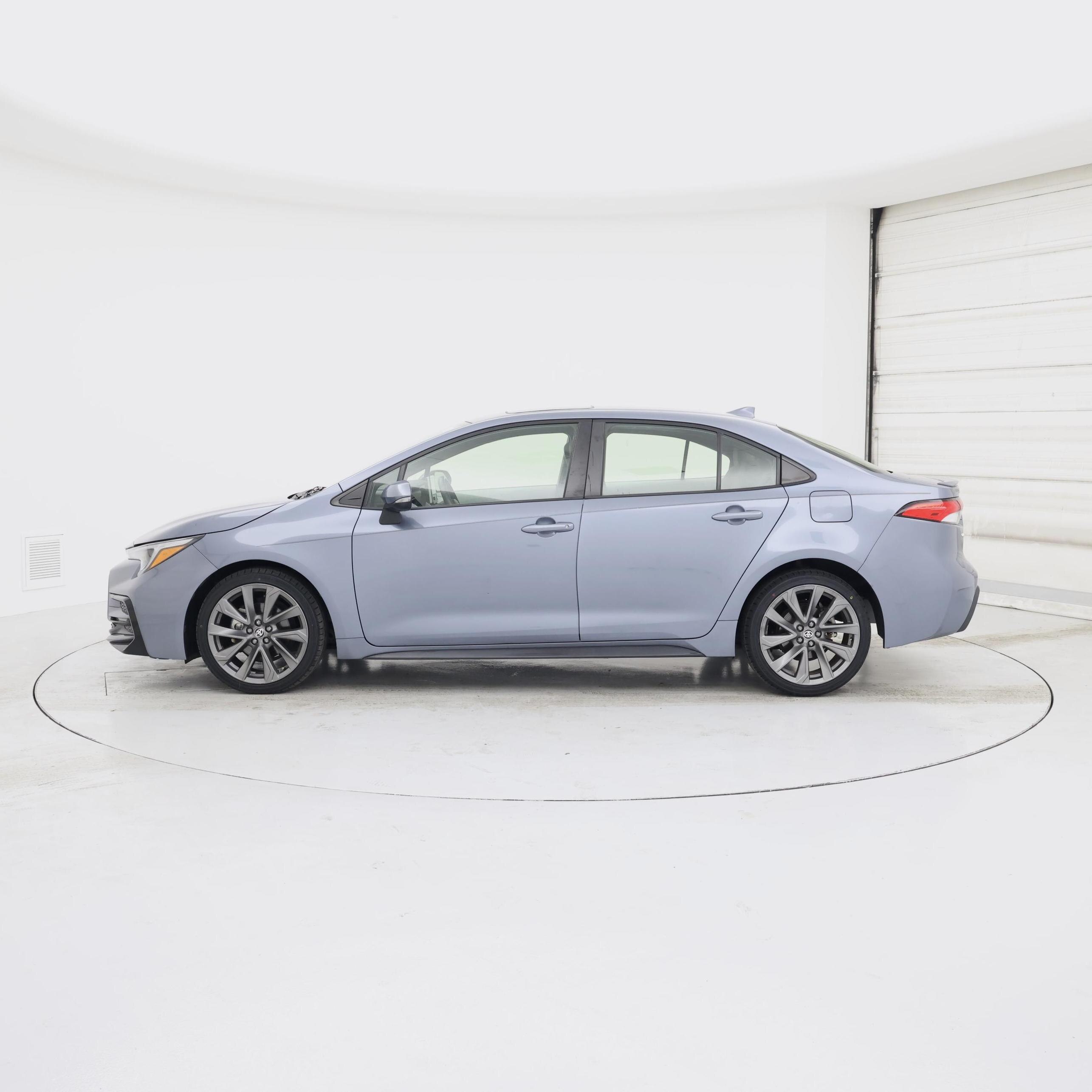 Thumbnail: 2023 Toyota Corolla - 3