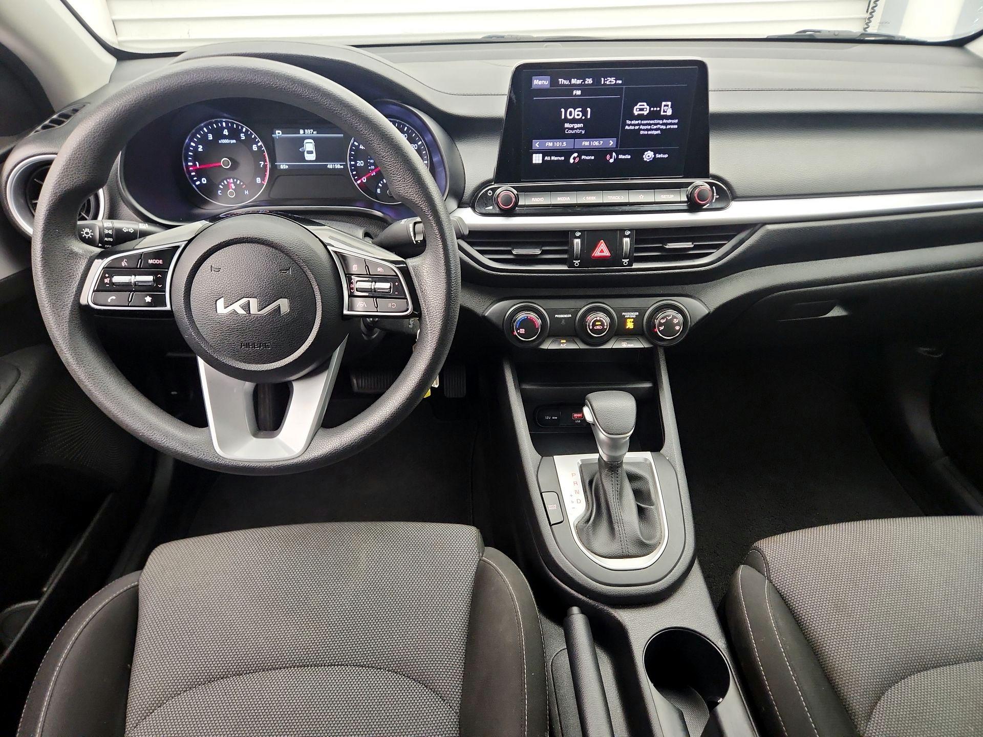 Thumbnail: 2023 Kia Forte - 9