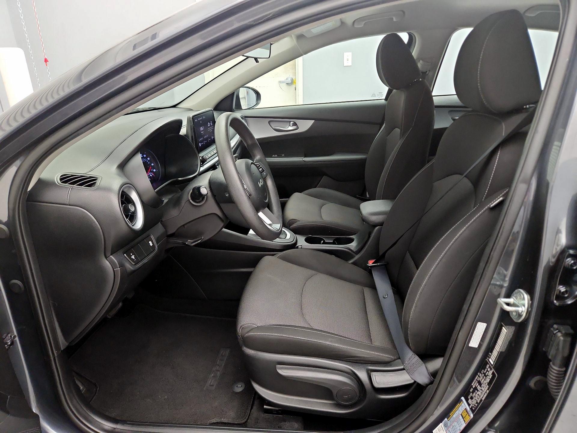 Thumbnail: 2023 Kia Forte - 11