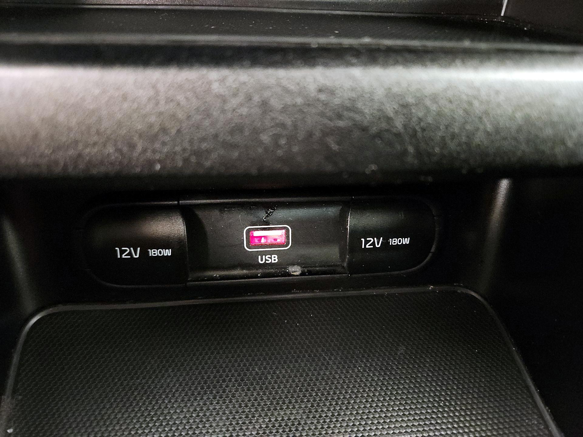 Thumbnail: 2023 Kia Forte - 18