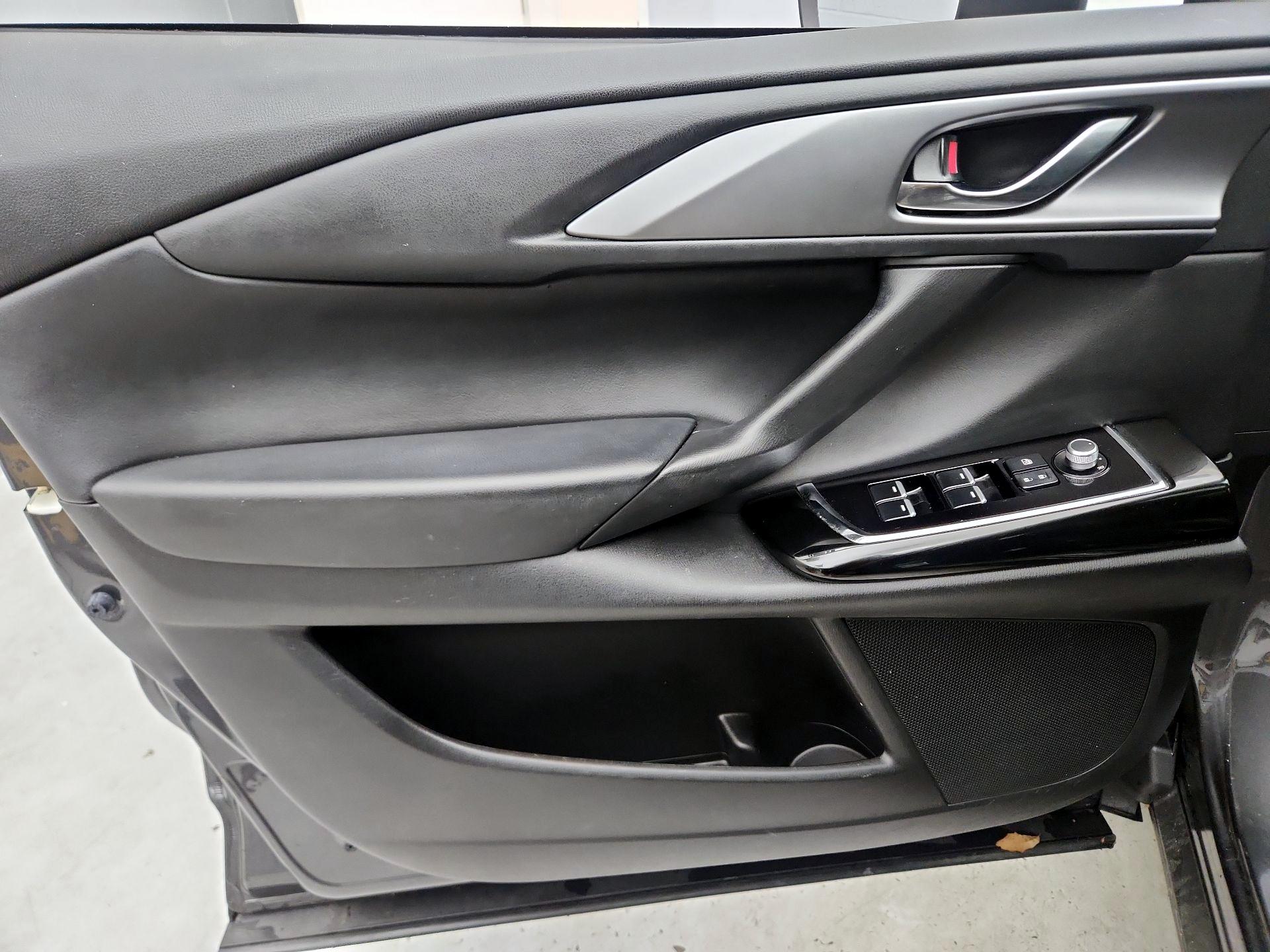 Thumbnail: 2023 Mazda CX-9 - 12