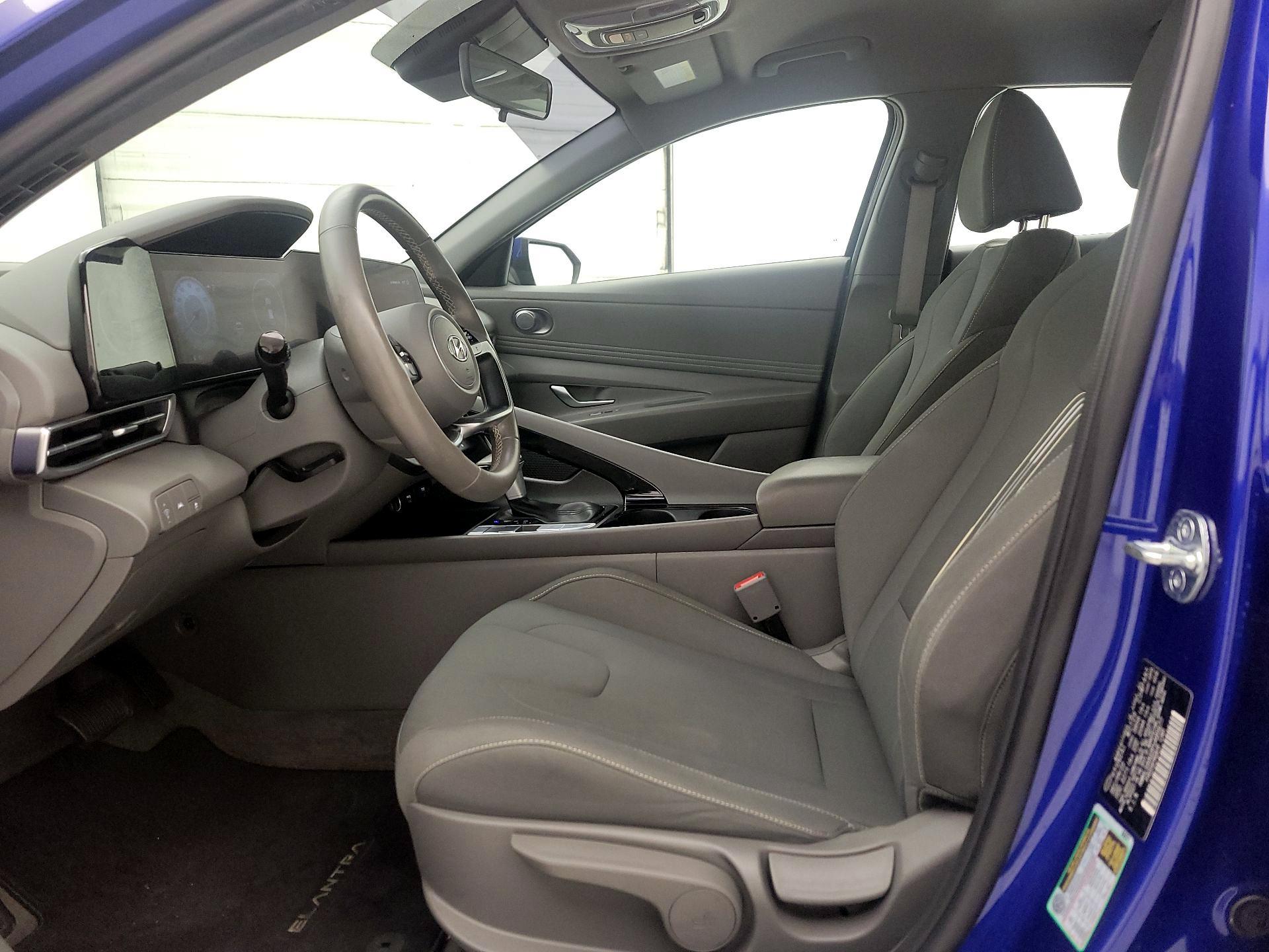 Thumbnail: 2023 Hyundai Elantra - 11