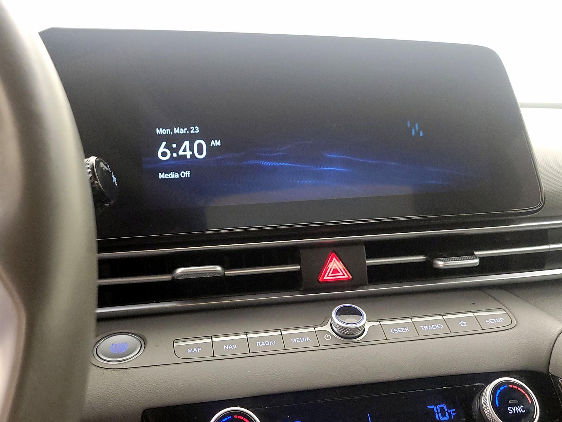 Thumbnail: 2023 Hyundai Elantra - 15