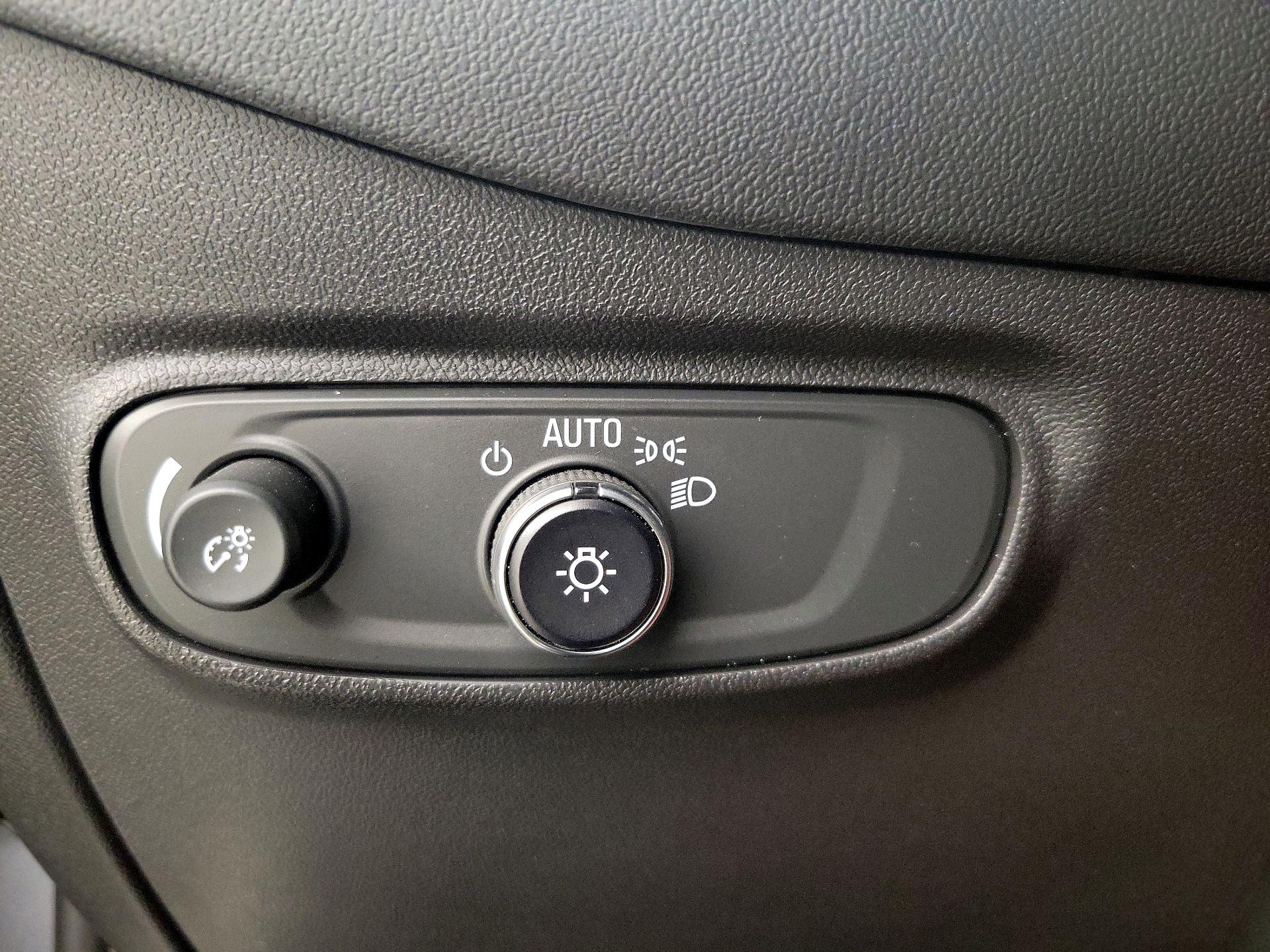 Thumbnail: 2023 Chevrolet Equinox - 13