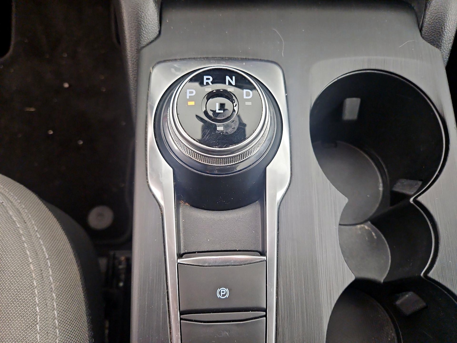 2020 Ford Escape SE - Photo 18