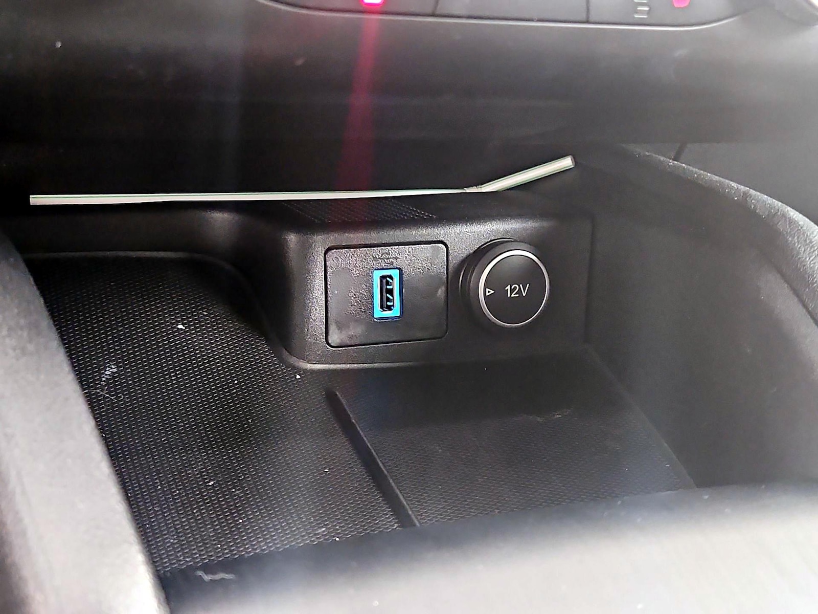 2020 Ford Escape SE - Photo 19
